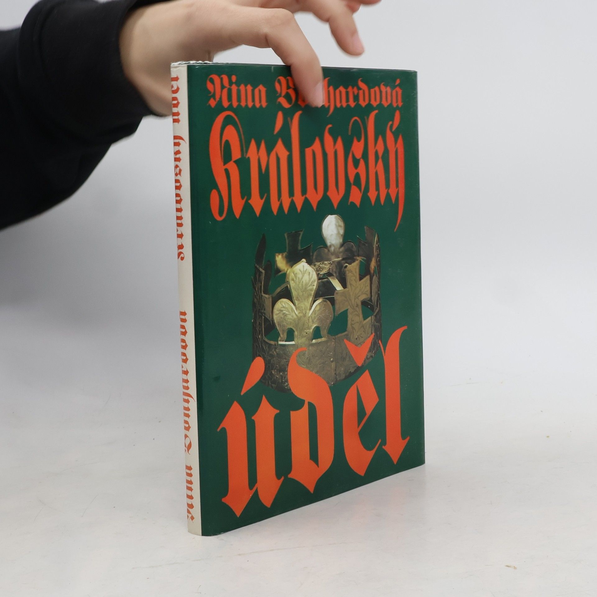 Nina Bonhardová Královský úděl