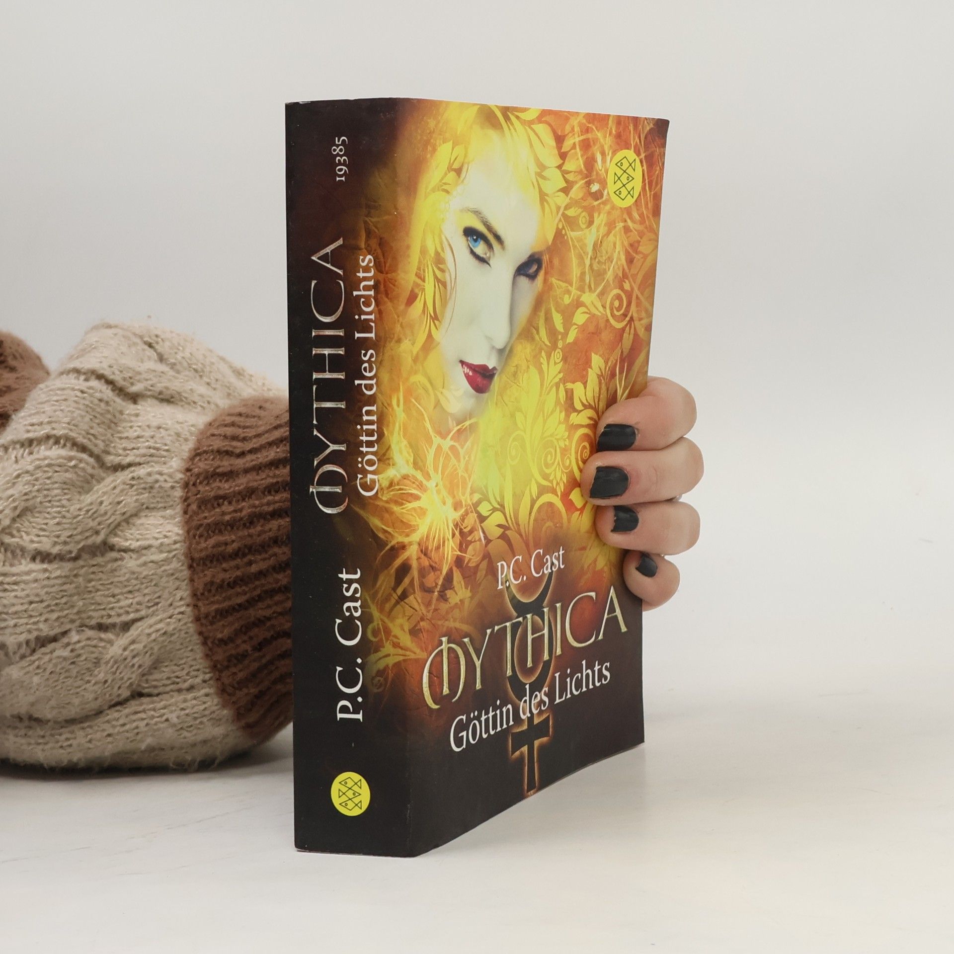 Phyllis Christine Cast Mythica 3