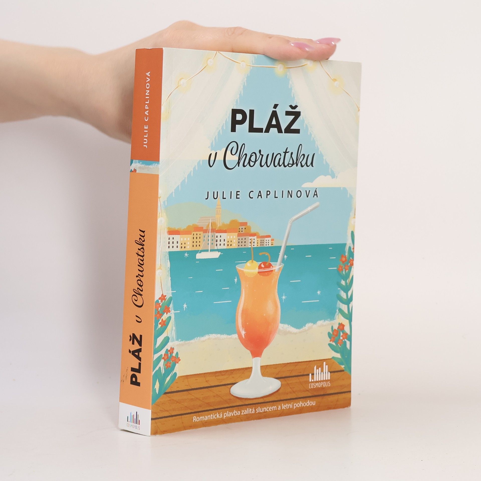 Julie Caplin Pláž v Chorvatsku