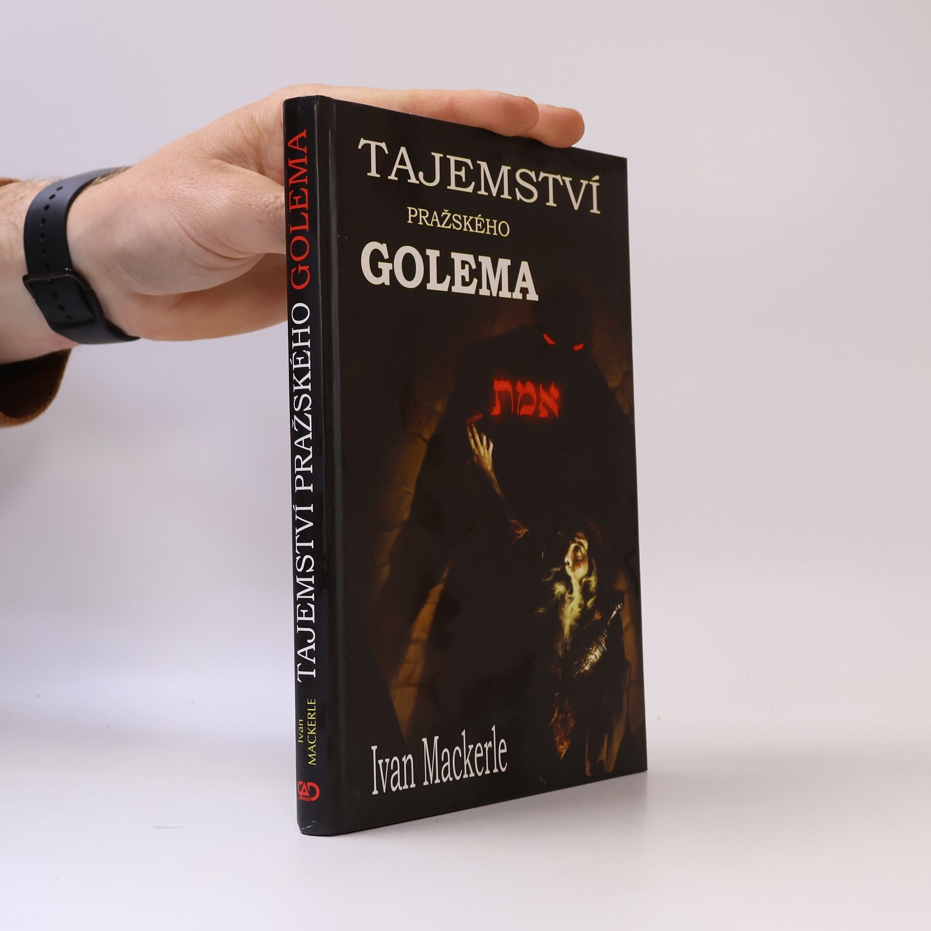 Ivan Mackerle Tajemství pražského Golema