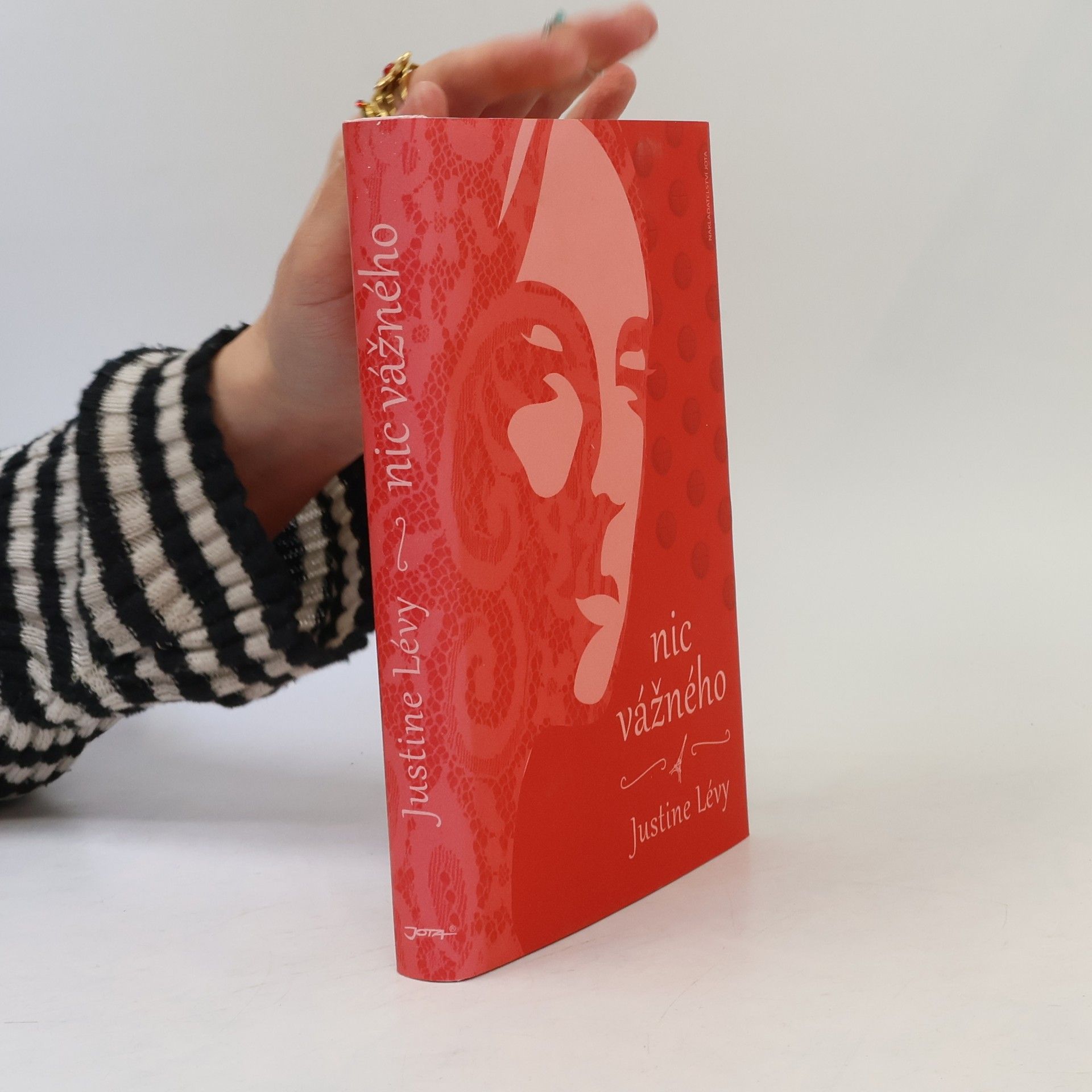 Justine Lévy Nic vážného