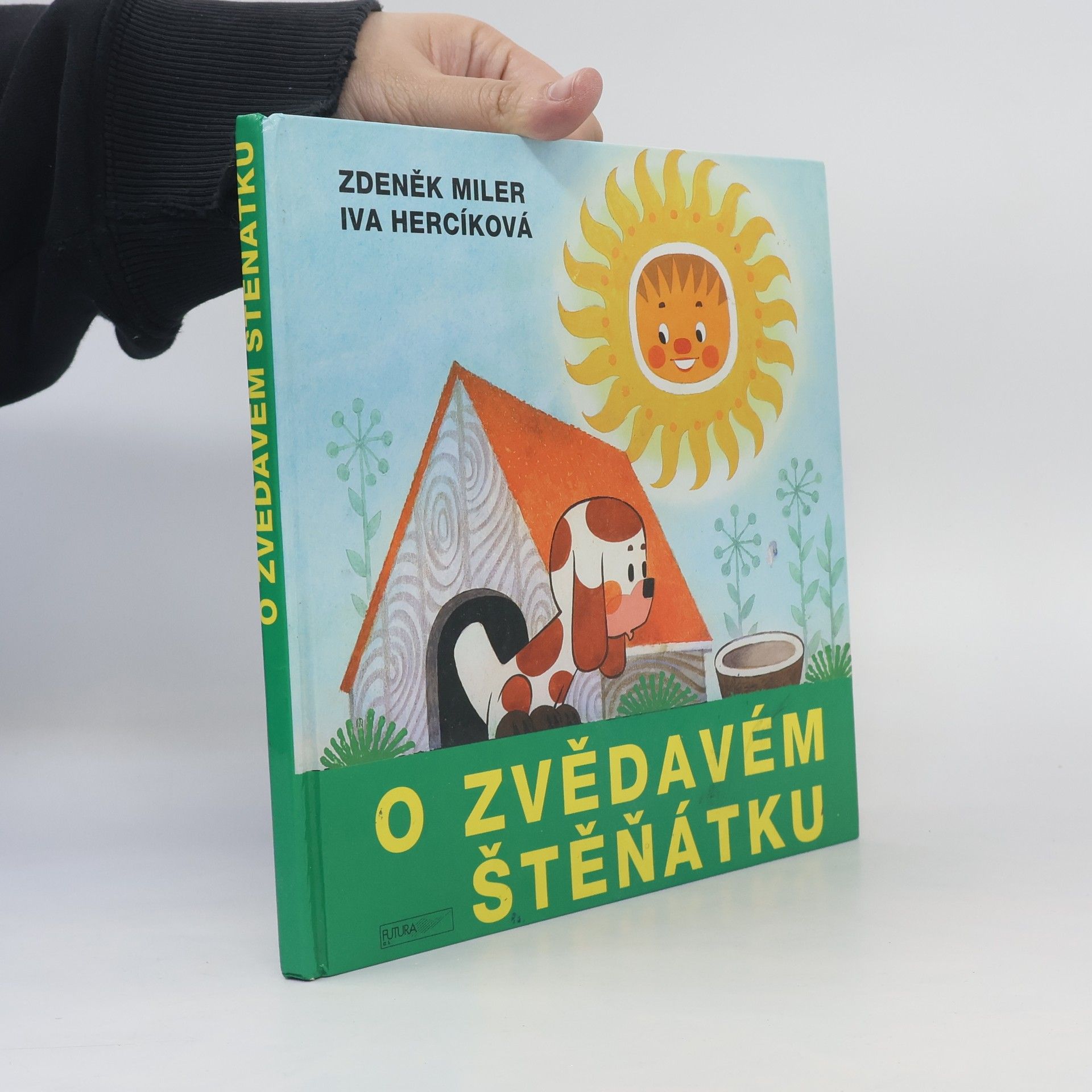 Iva Hercíková O zvědavém štěňátku