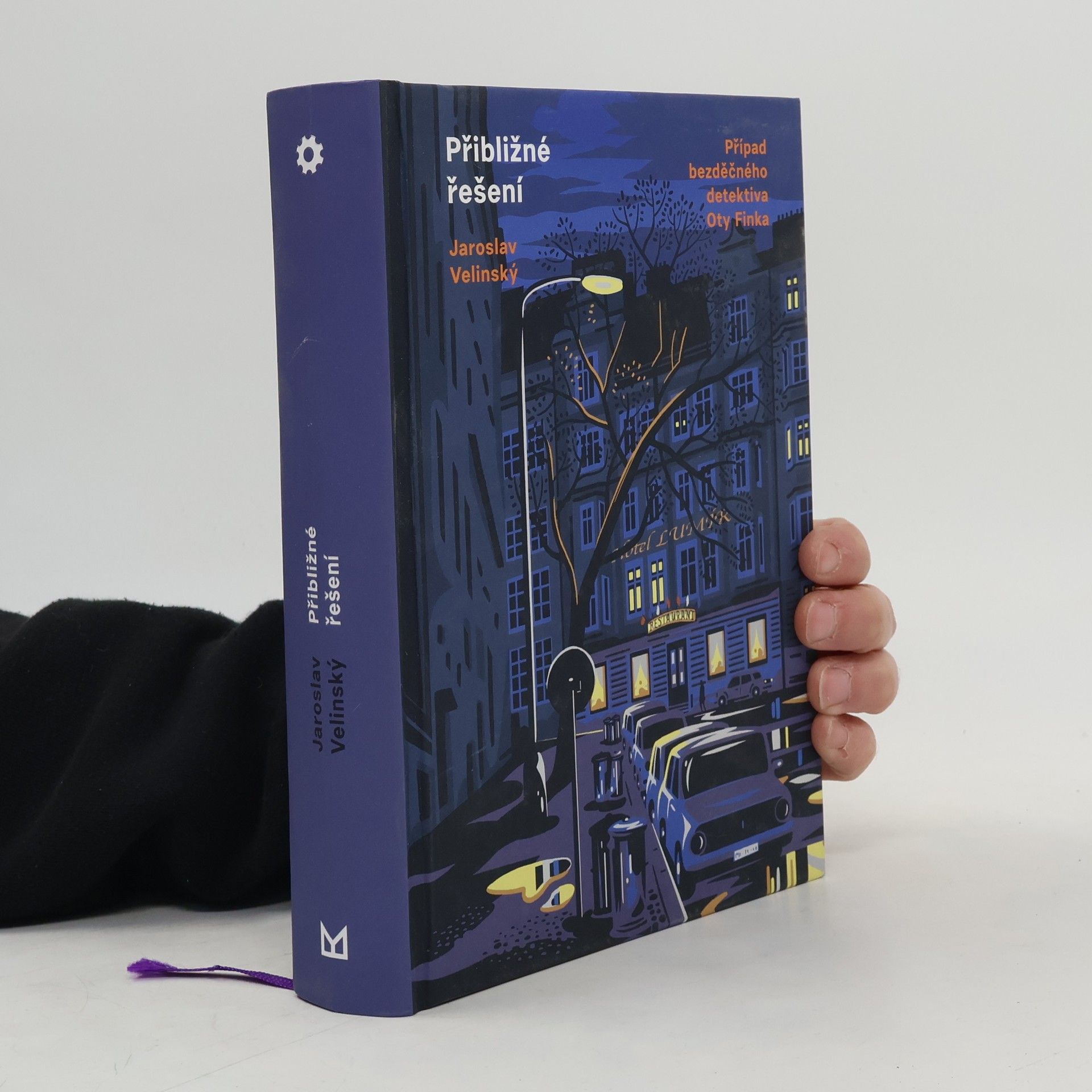 Jaroslav Velinský Přibližné řešení. Případ bezděčného detektiva Oty Finka