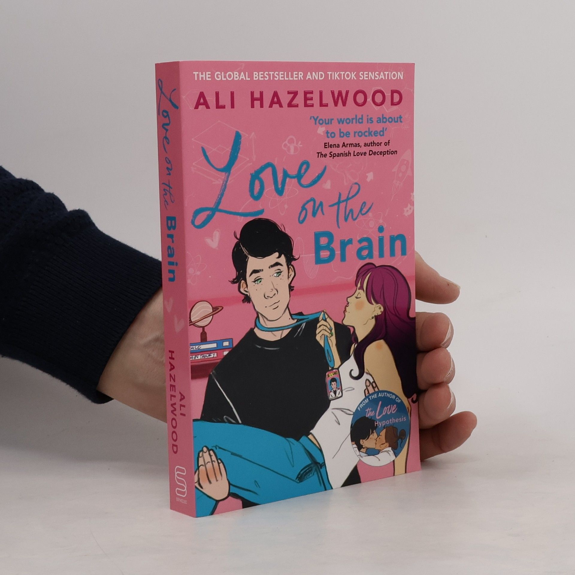 Ali Hazelwood Love on the Brain