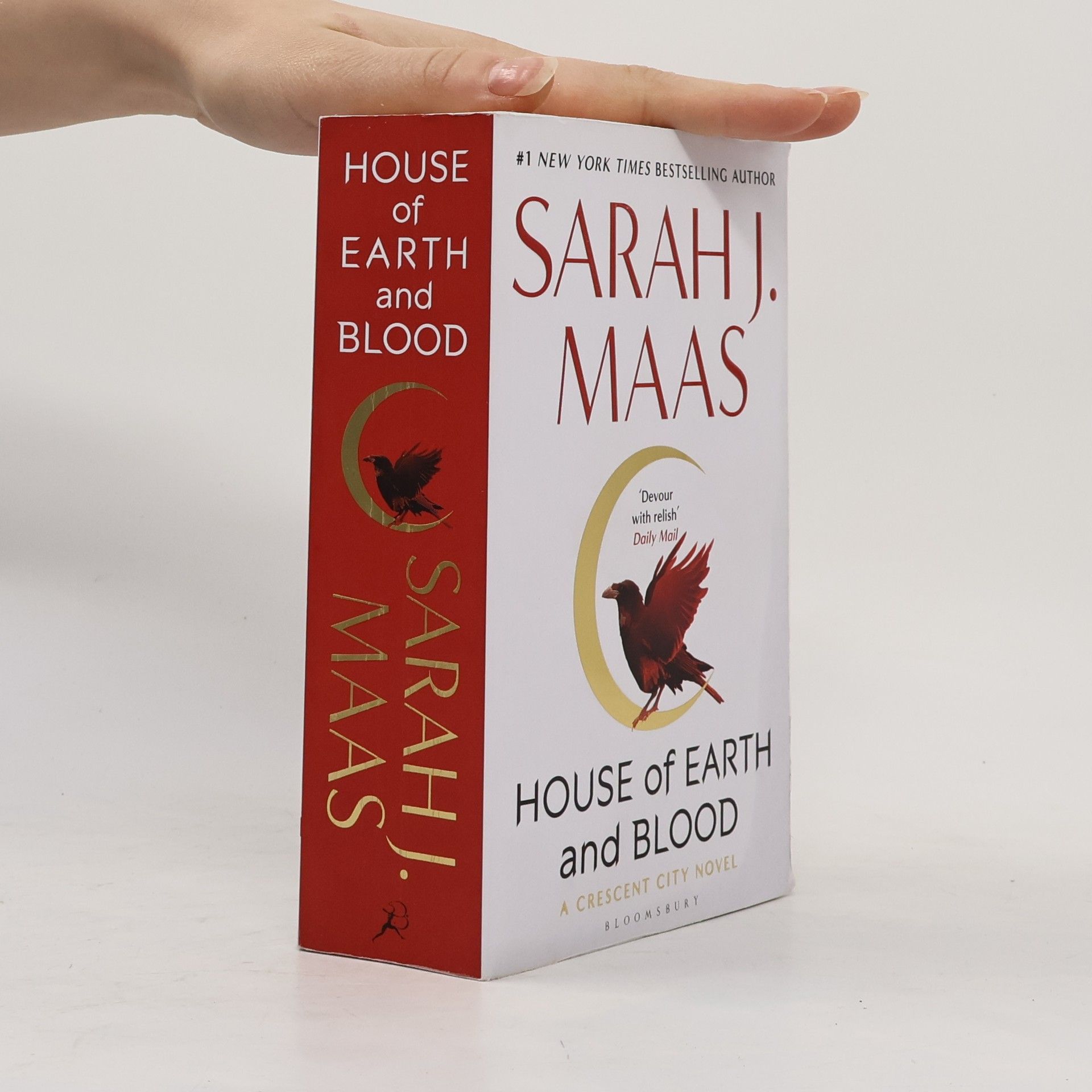 Sarah J. Maas House of Earth and Blood