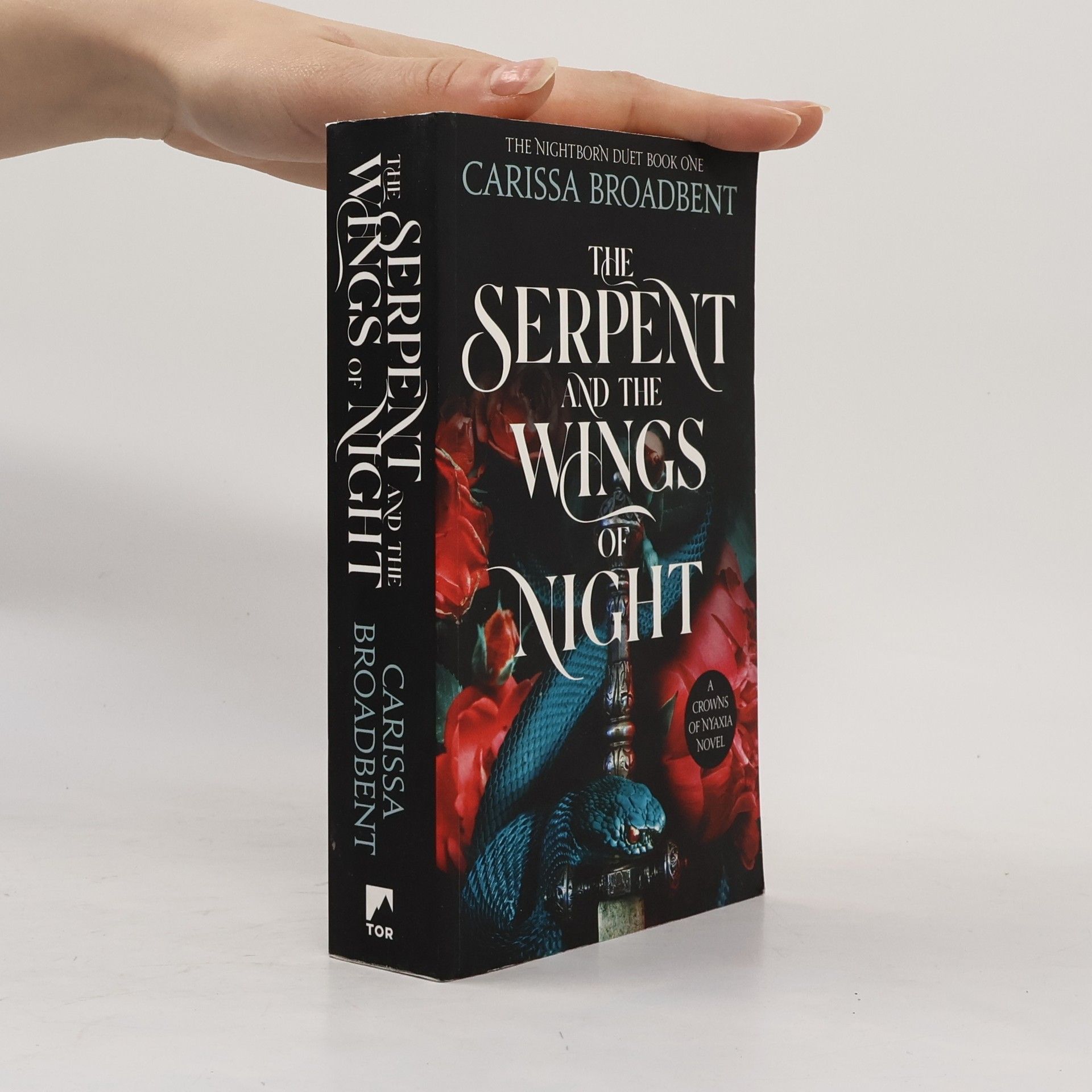 Carissa Broadbent The Serpent and the Wings of Night