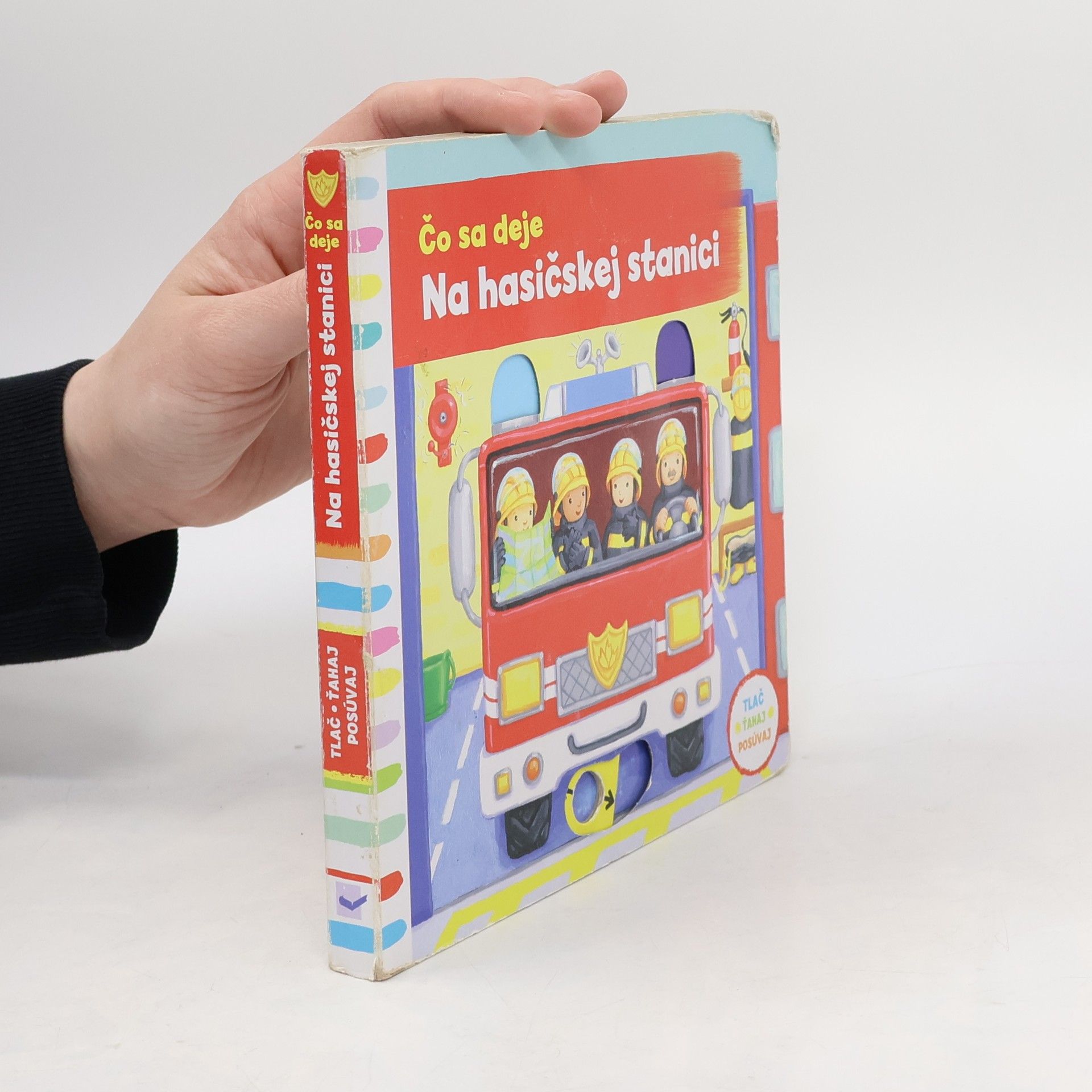 Collectif d'auteurs Čo sa deje: Na hasičskej stanici
