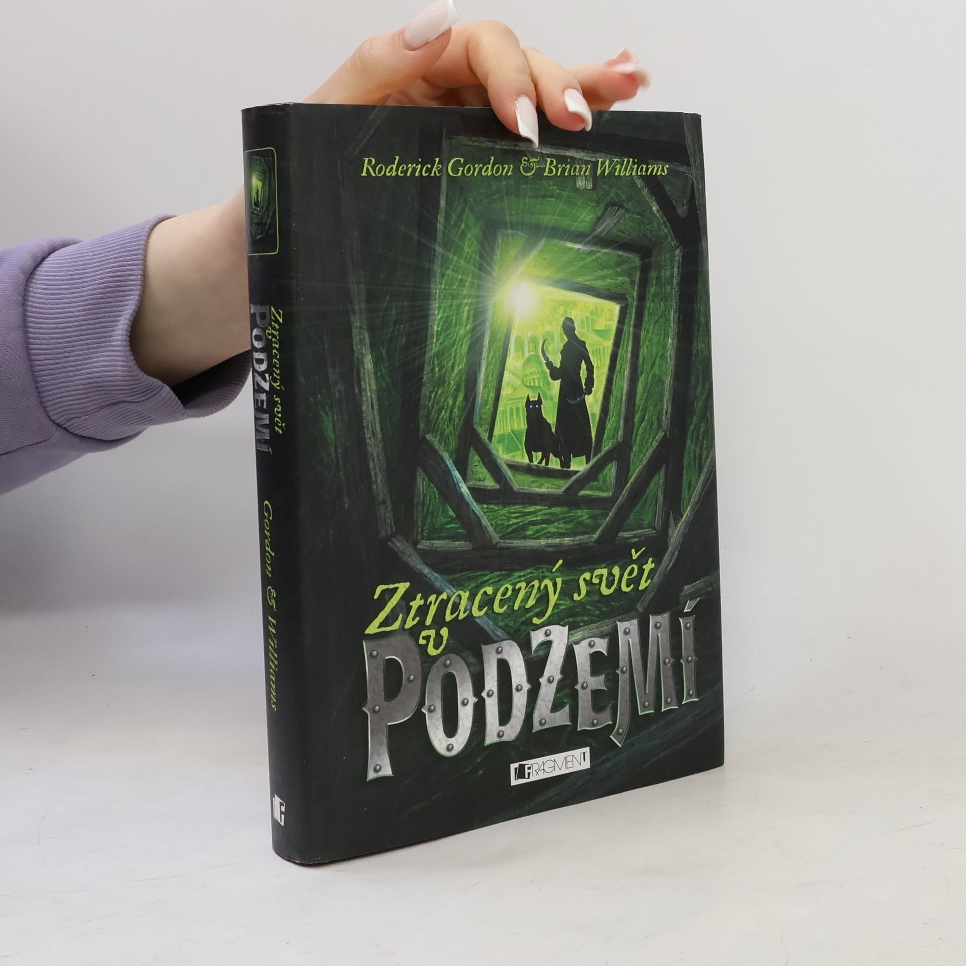Roderick Gordon Ztracený svět v podzemí