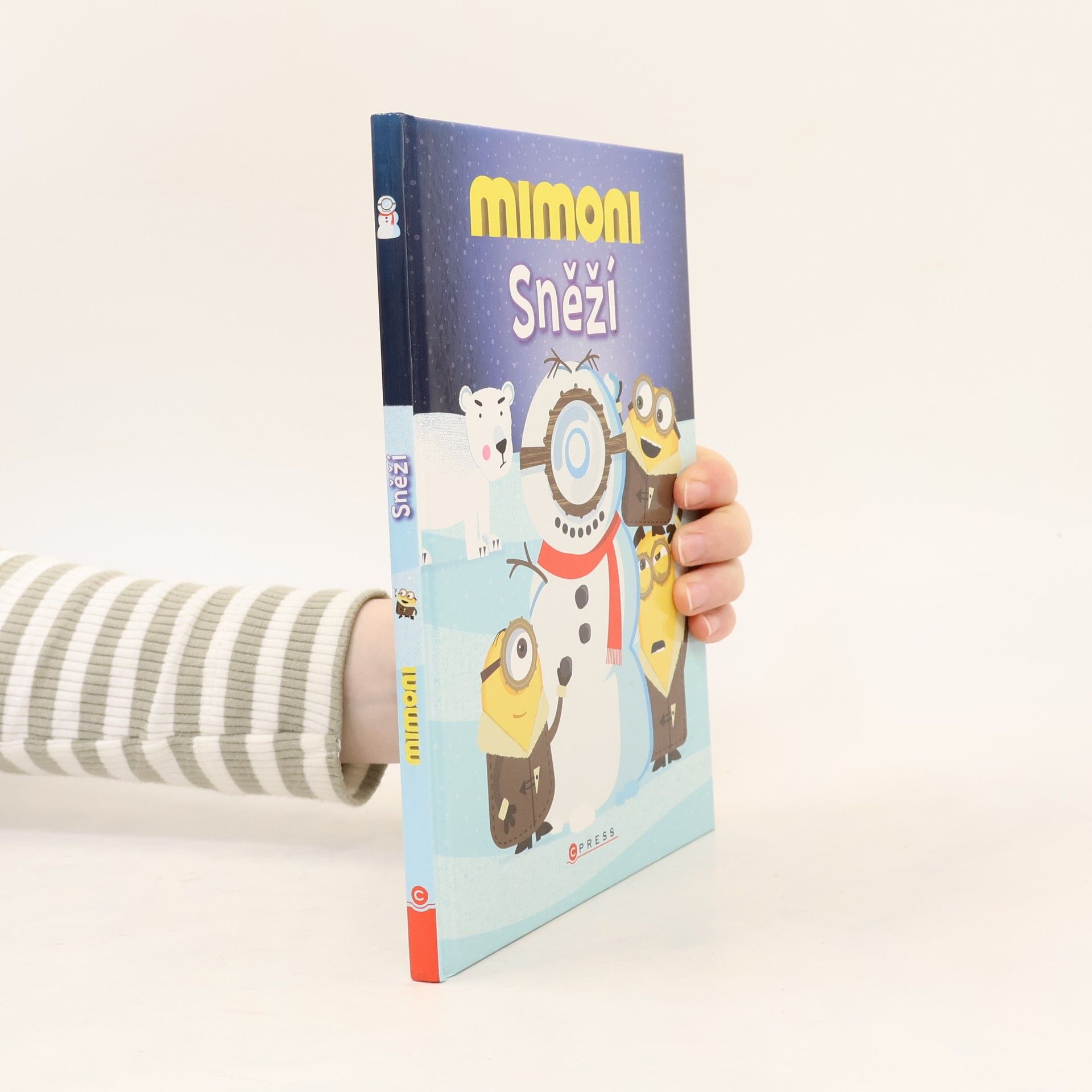 Brandon T. Snider Mimoni – Sněží