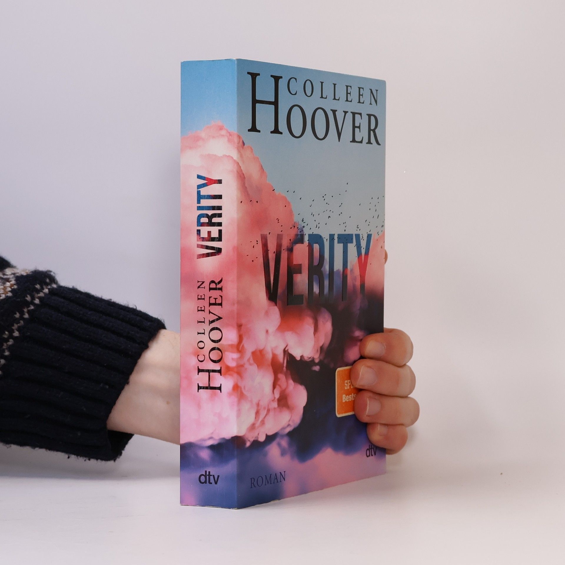 Colleen Hoover Verity
