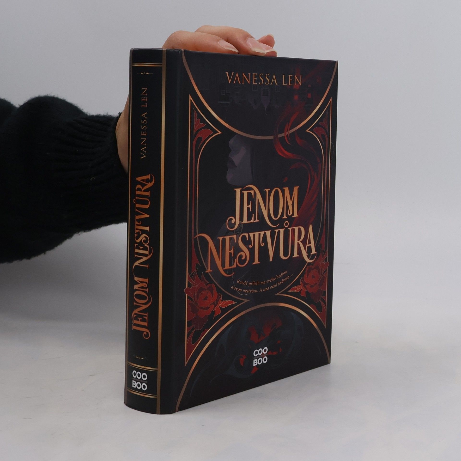 Vanessa Len Jenom nestvůra