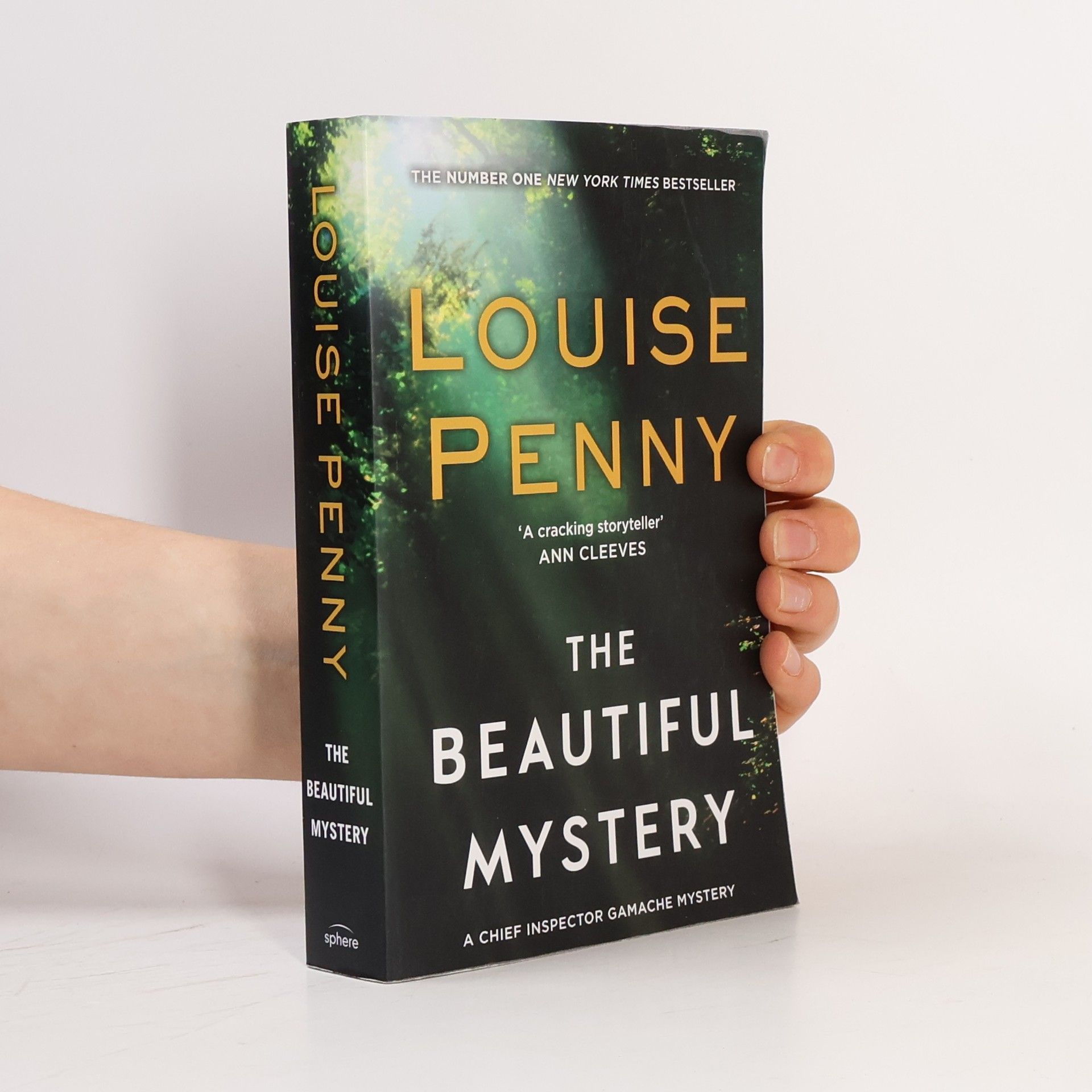 Louise Penny The beautiful mystery