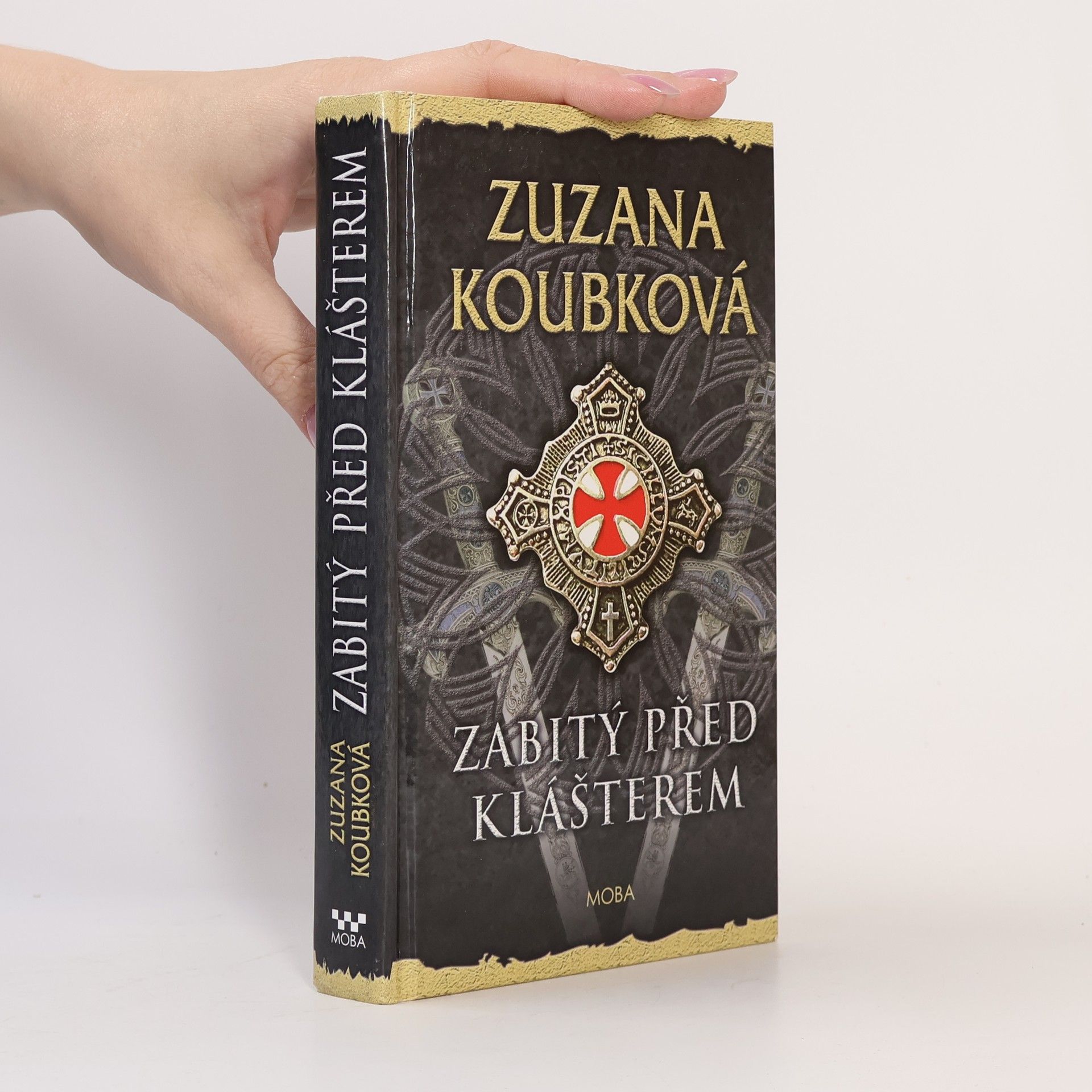 Zuzana Koubková Zabitý před klášterem