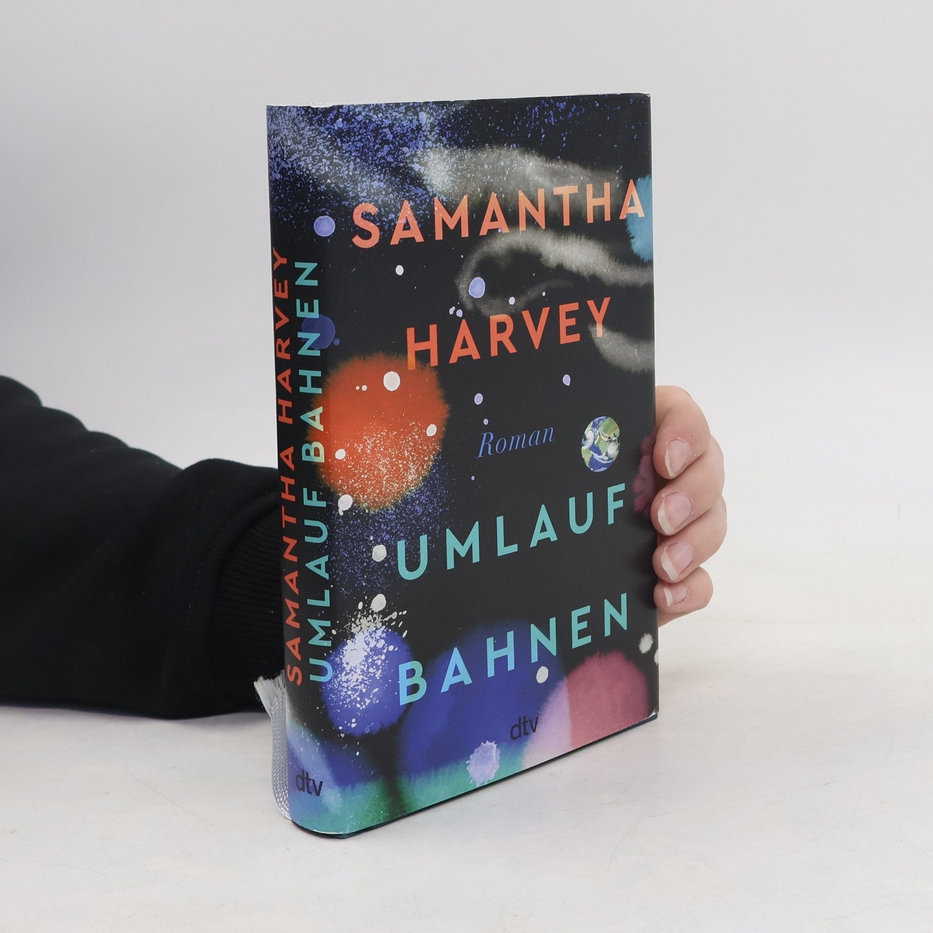 Samantha Harvey Umlaufbahnen. Roman