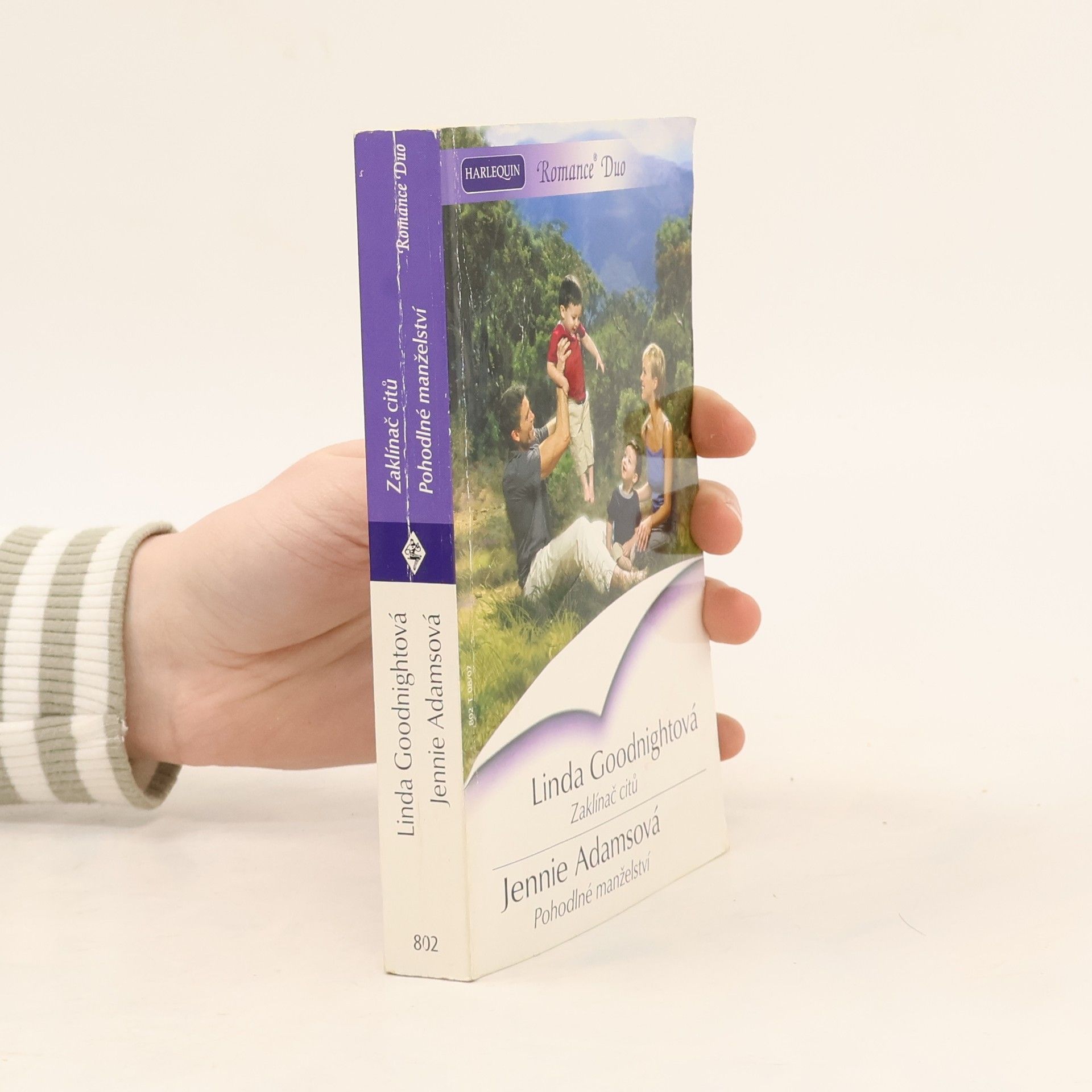 Jennie Adams Zaklínač citů / Pohodlné manželství