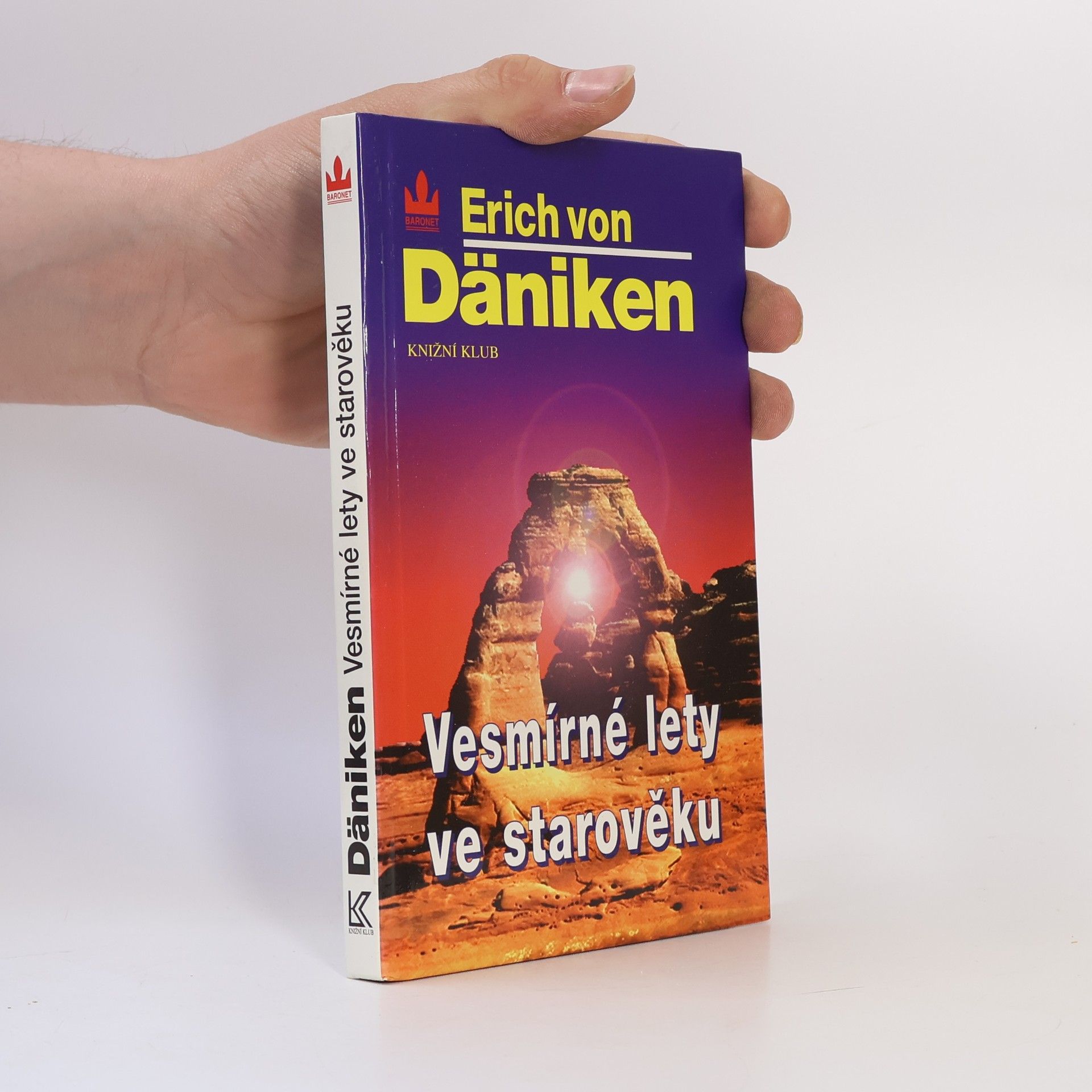 Erich von Däniken Vesmírné lety ve starověku