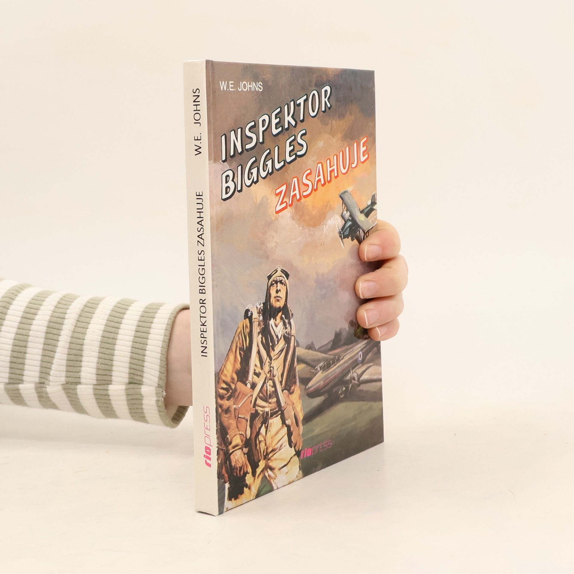 William Earl Johns Inspektor Biggles zasahuje