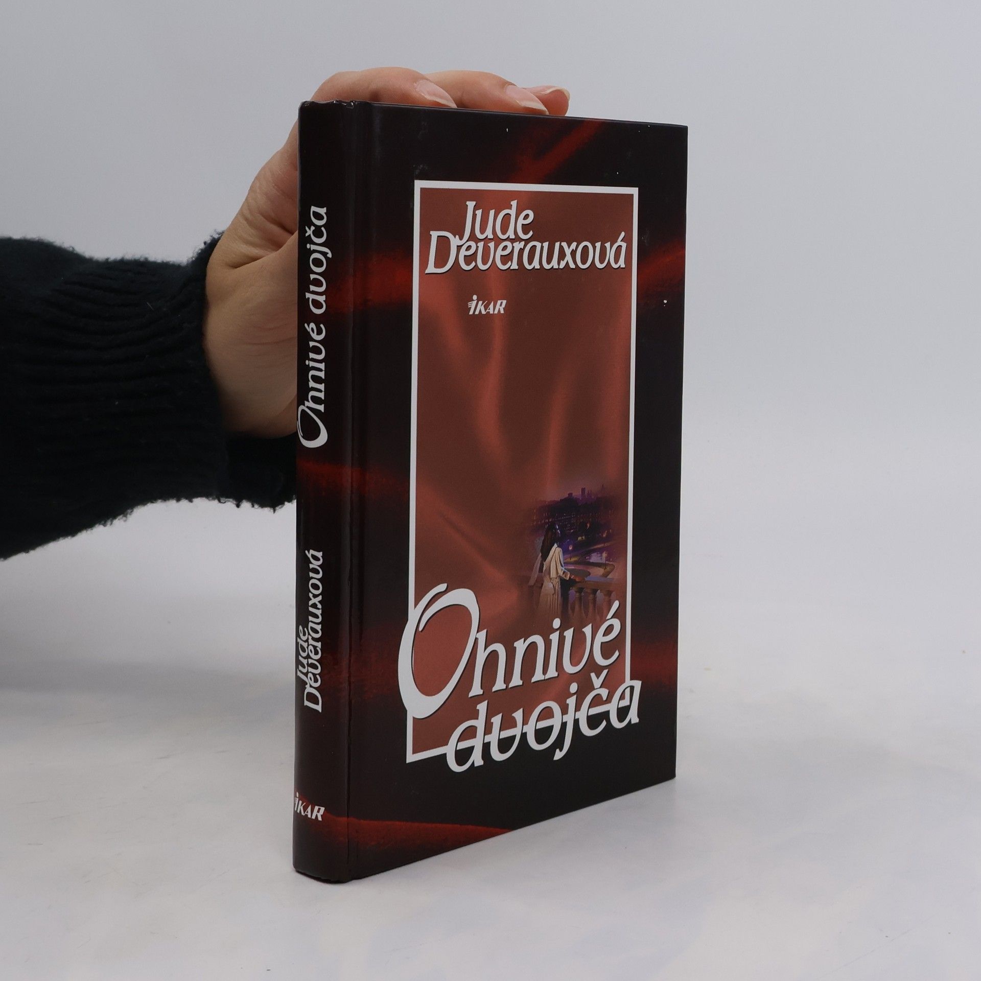 Jude Deveraux Ohnivé dvojča