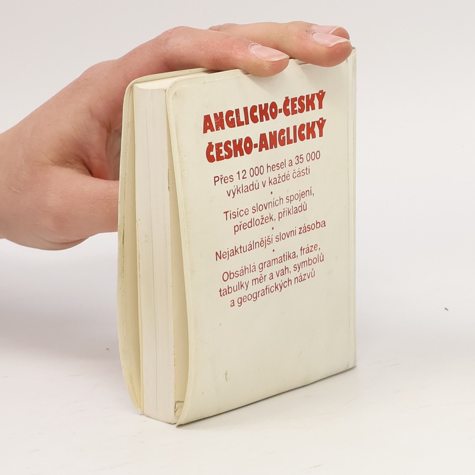 Martin Knezovič Kapesní anglicko-český, česko-anglický slovník