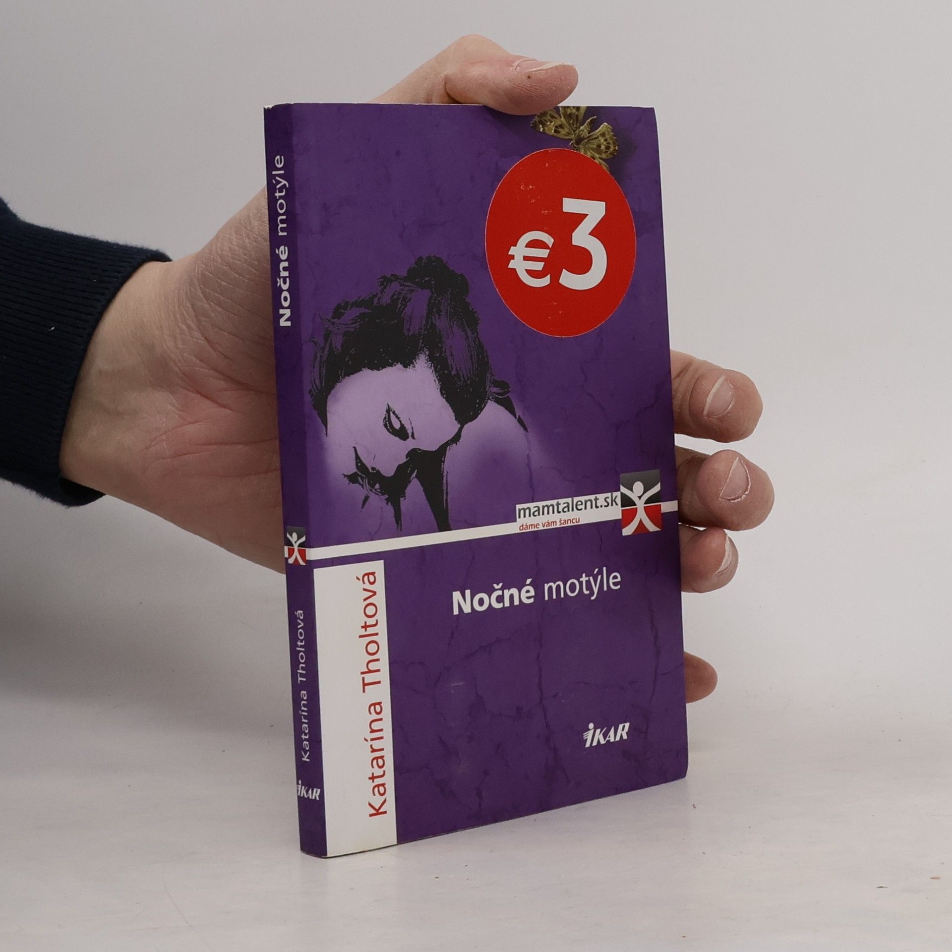 Katarína Tholtová Nočné motýle