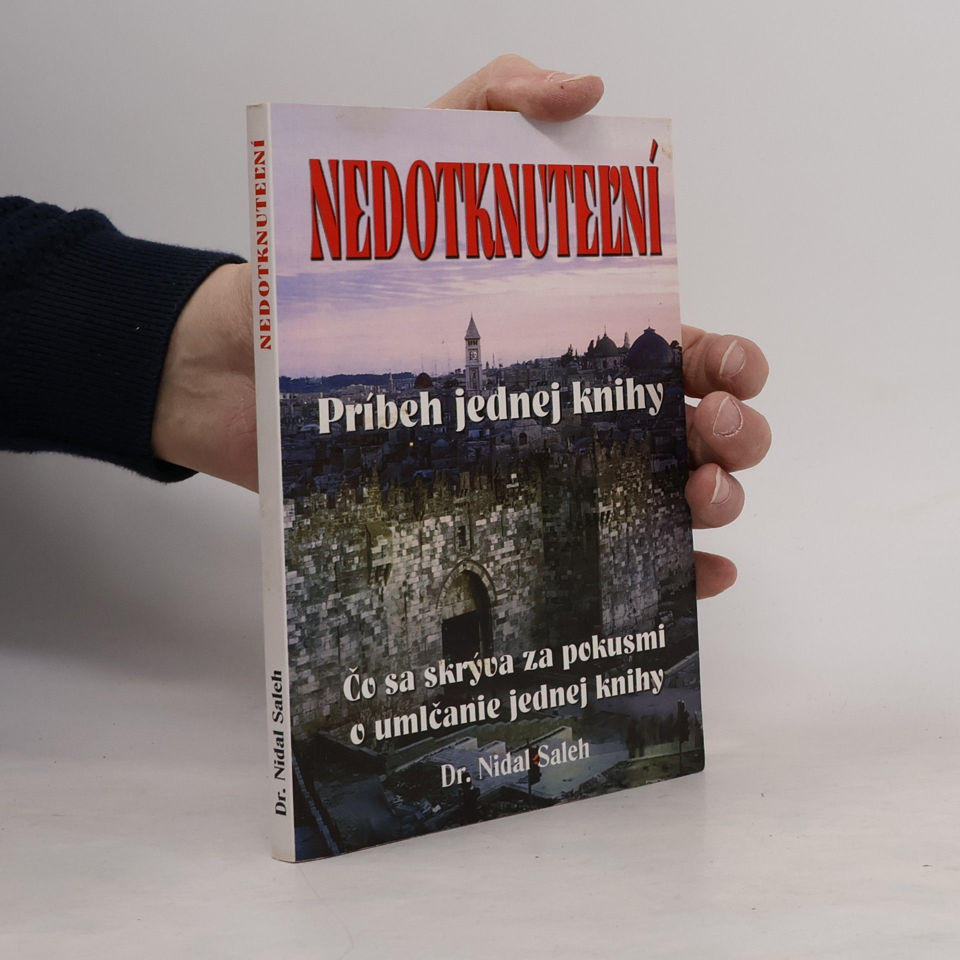 Nedotknuteľní. Príbeh jednej knihy