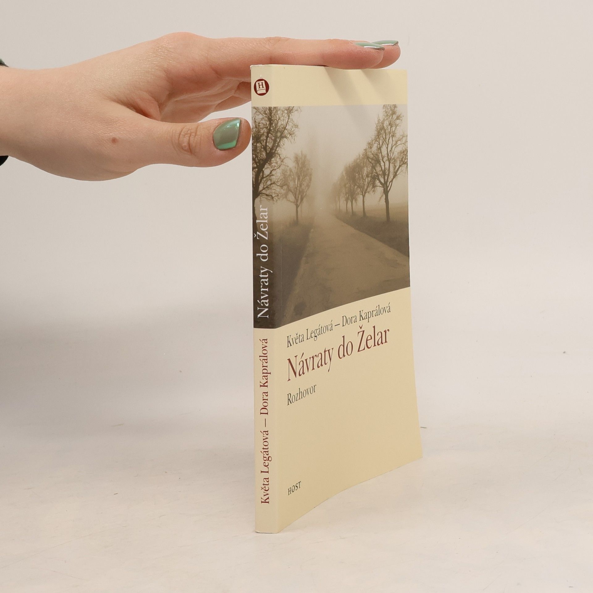 Květa Legátová Návraty do Želar : rozhovor