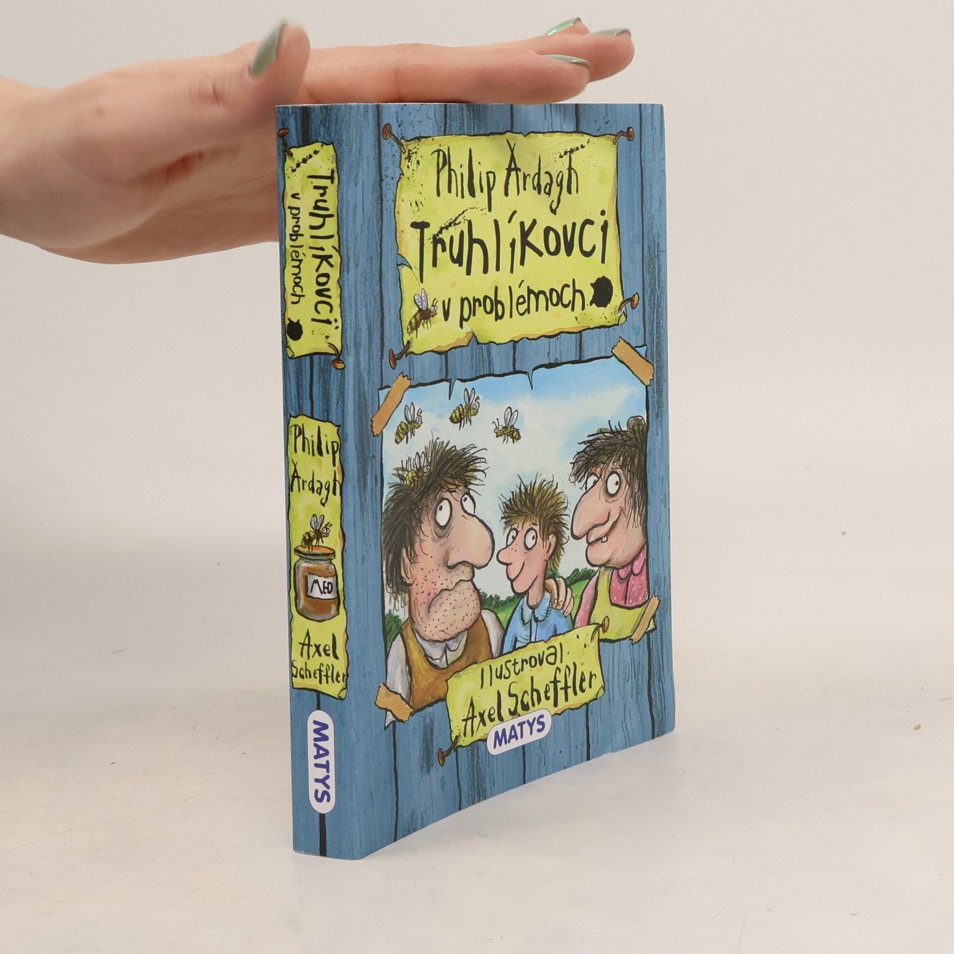 Truhlíkovci v problémoch