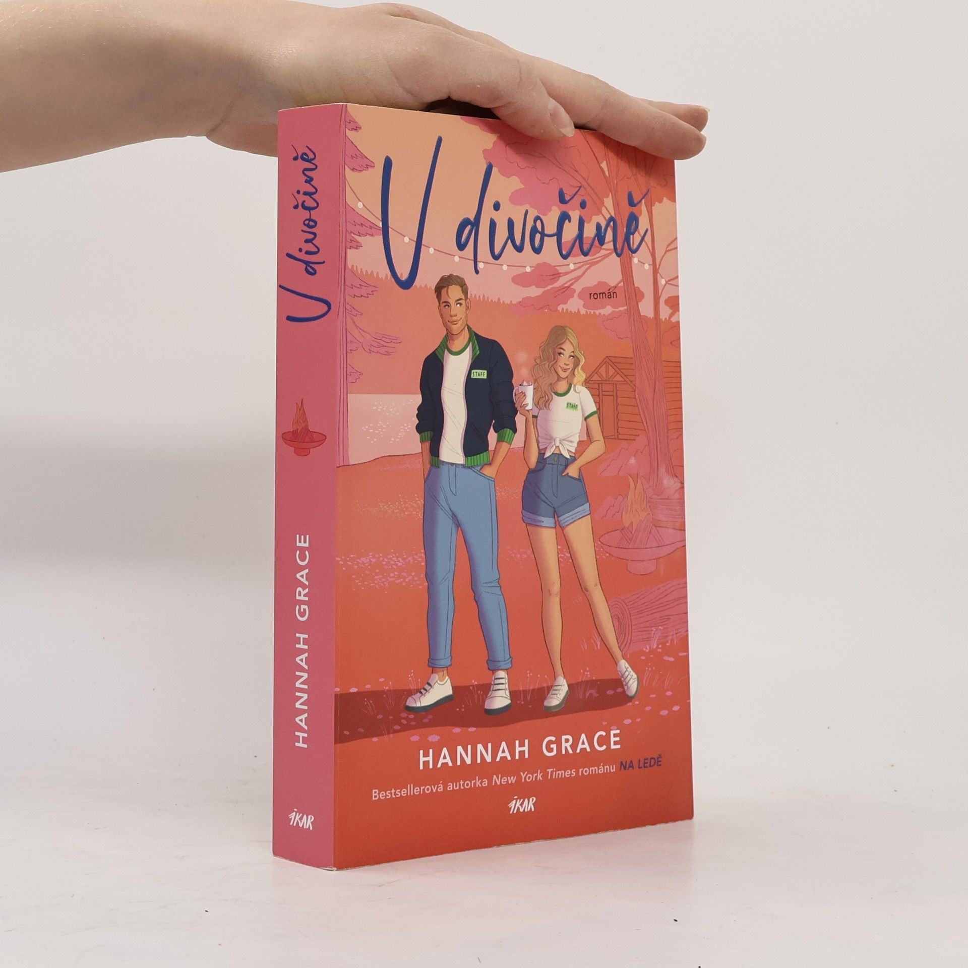 Hannah Grace V divočině