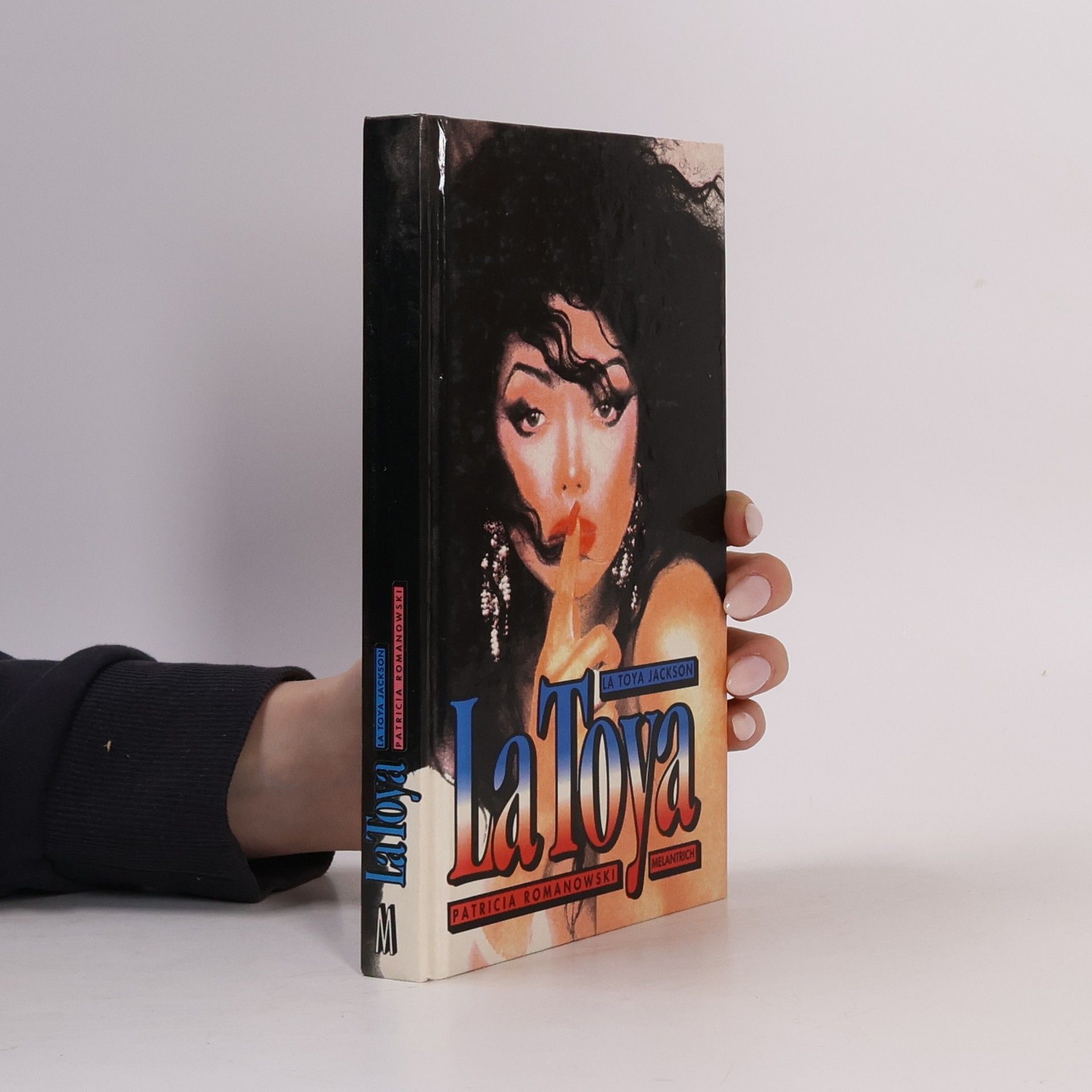 La Toya Jackson La Toya. Mládí v rodině Jacksonových