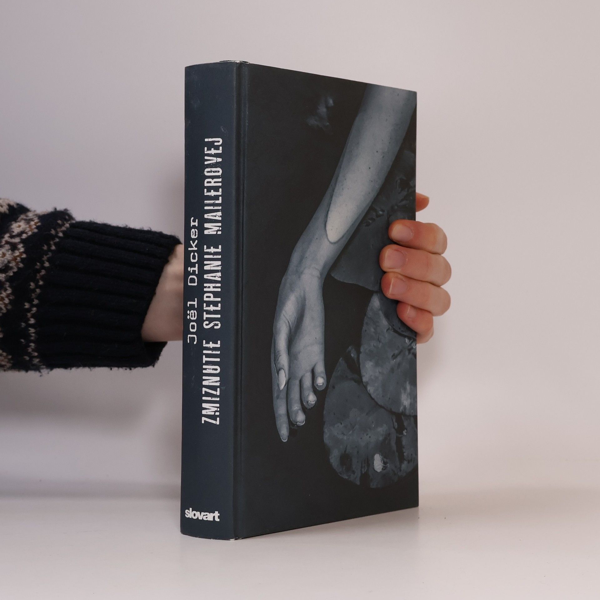 Joël Dicker Zmiznutie Stephanie Mailerovej