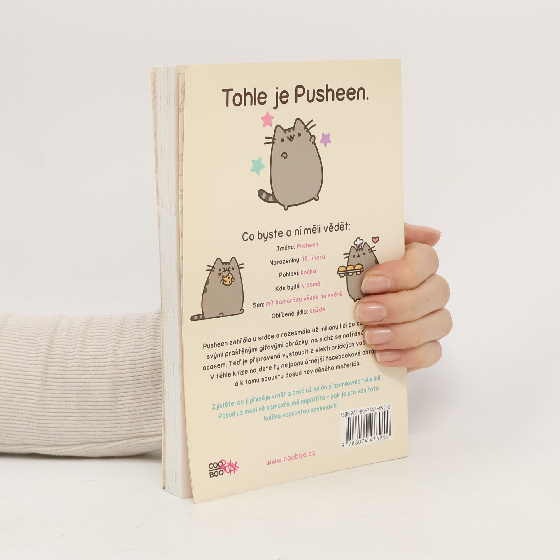 Claire Belton Pusheen. Já, košišta