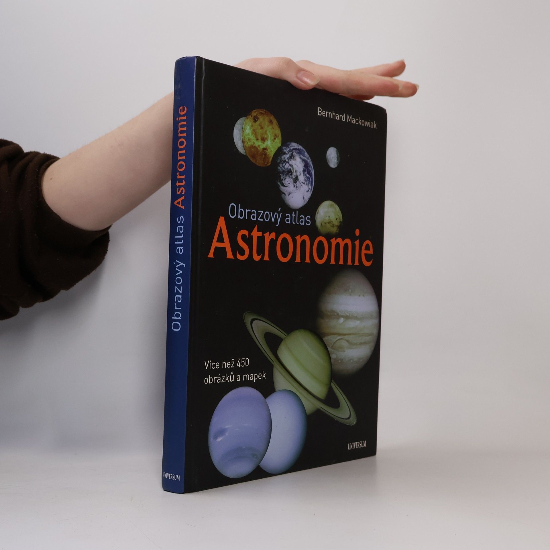Bernhard Mackowiak Obrazový atlas astronomie