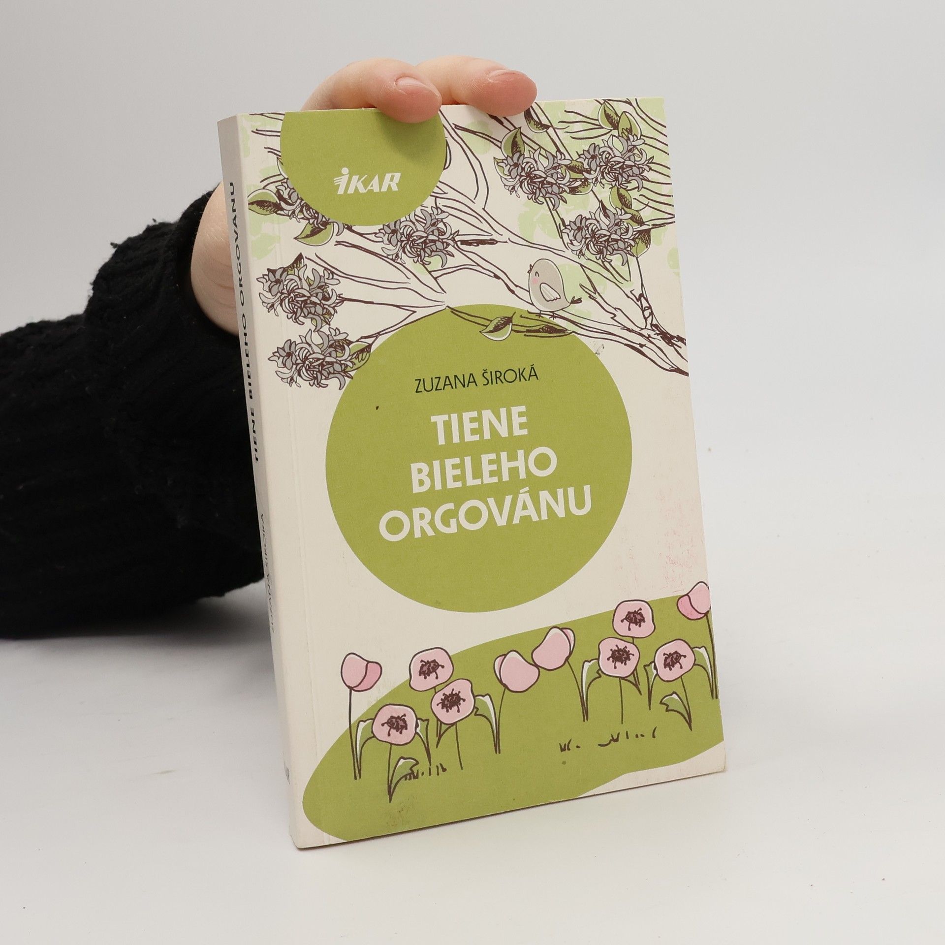 Zuzana Široká Tiene bieleho orgovánu