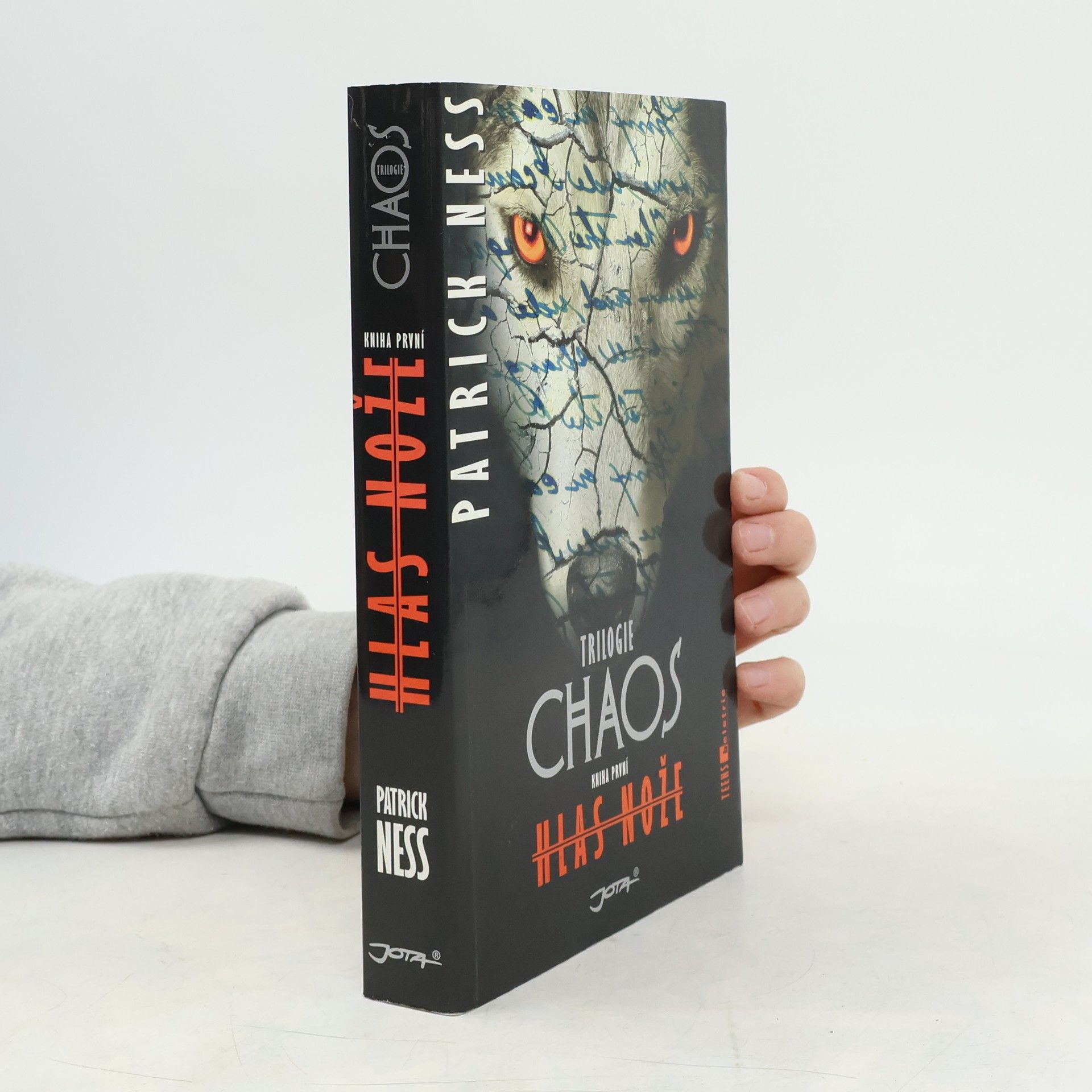 Chaos. Kniha první. Hlas nože
