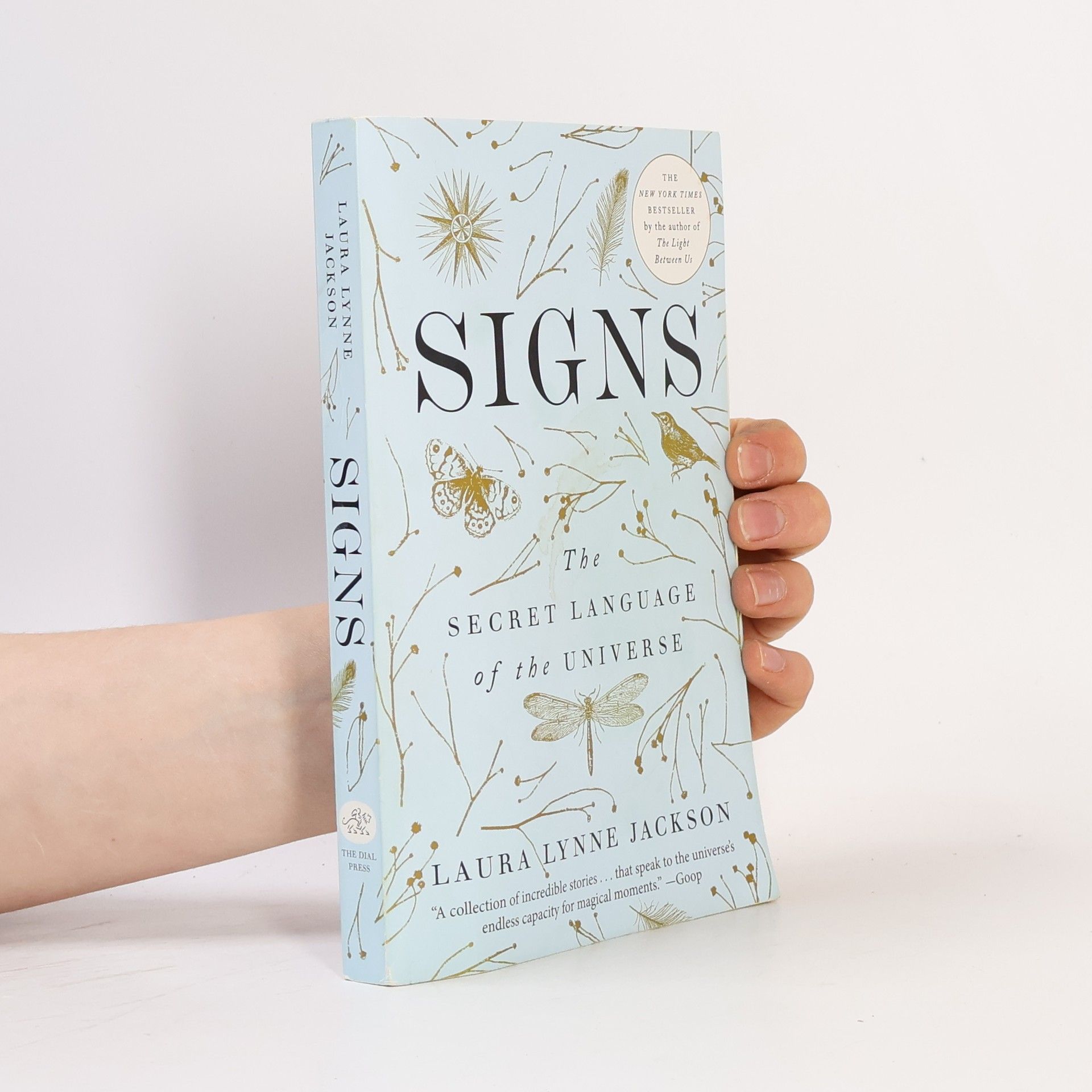 Laura Lynne Jackson Signs