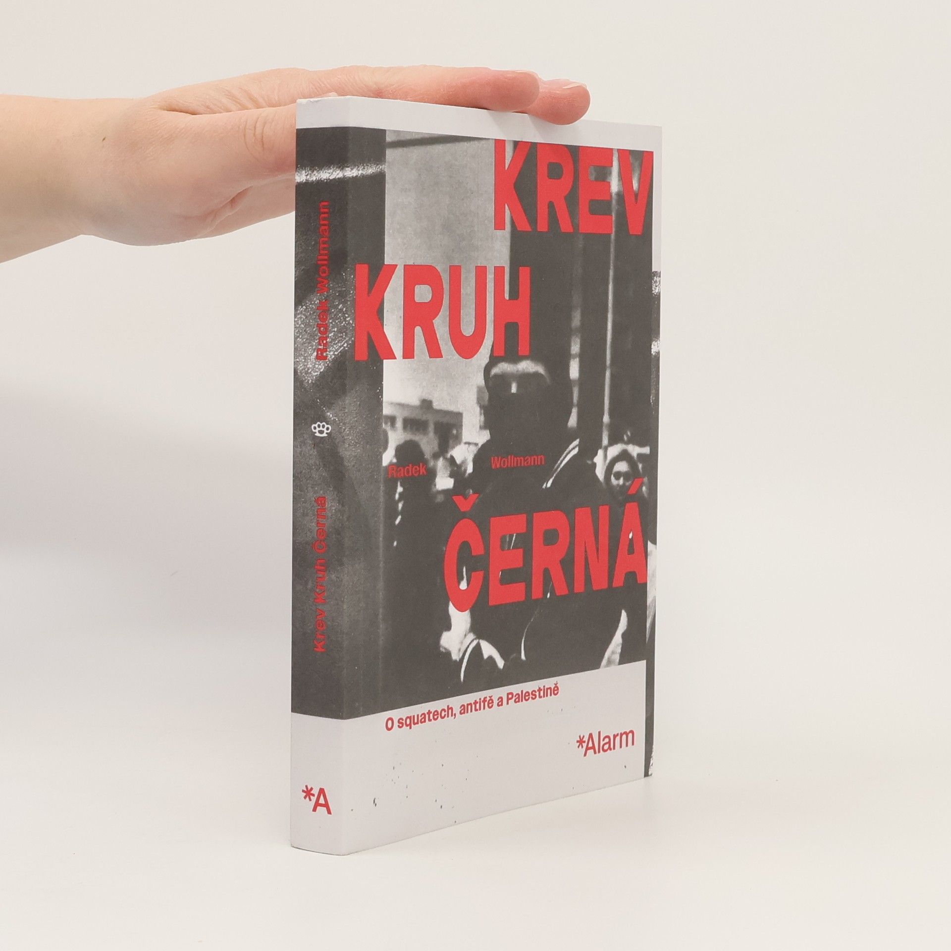 Radek Wollmann Krev, Kruh, Černá