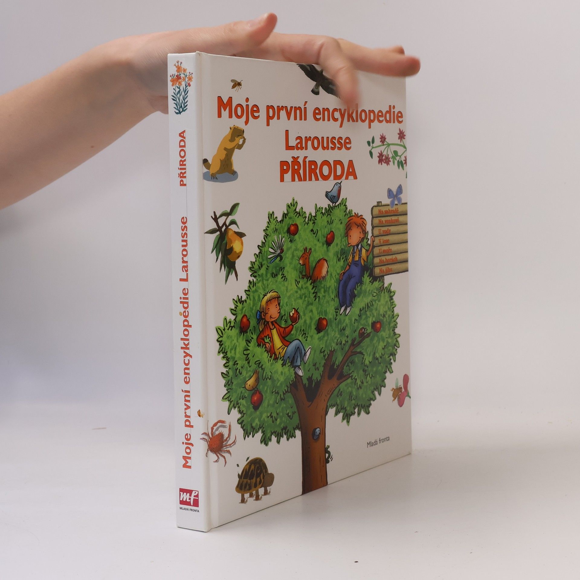Laura Bour Příroda: moje první encyklopedie Larousse