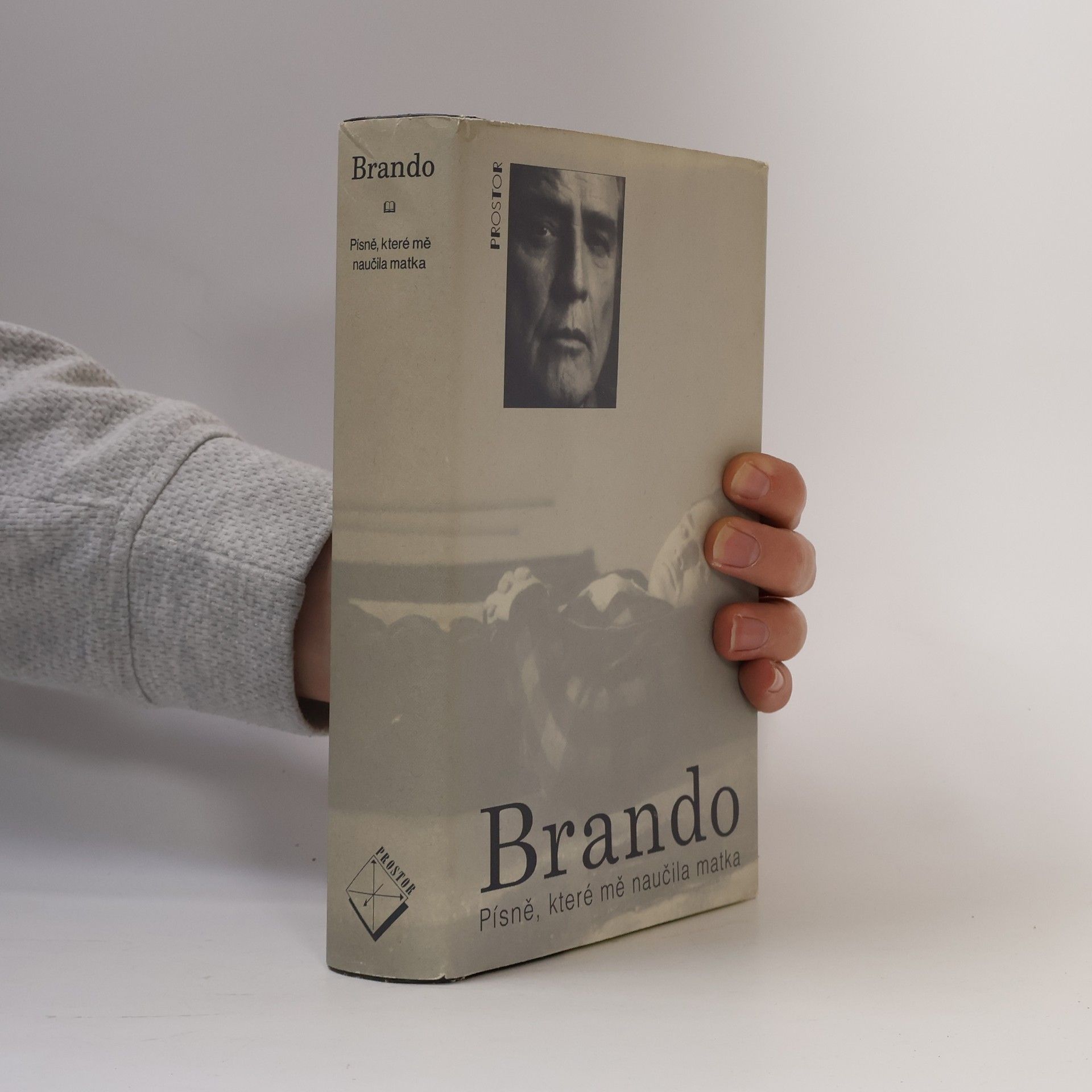 Marlon Brando Brando: písně, které mě naučila matka