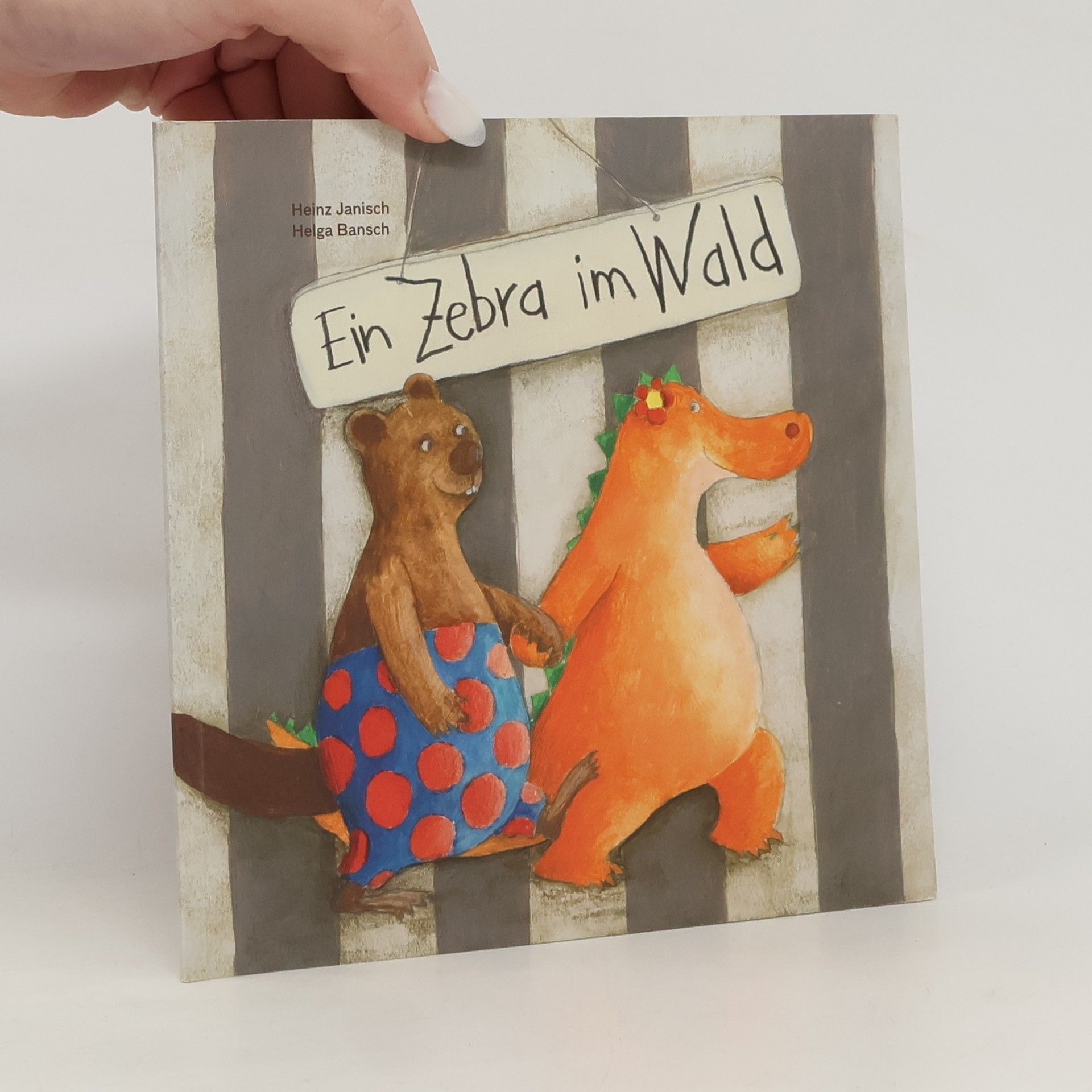 Helga Bansch Ein Zebra im Wald