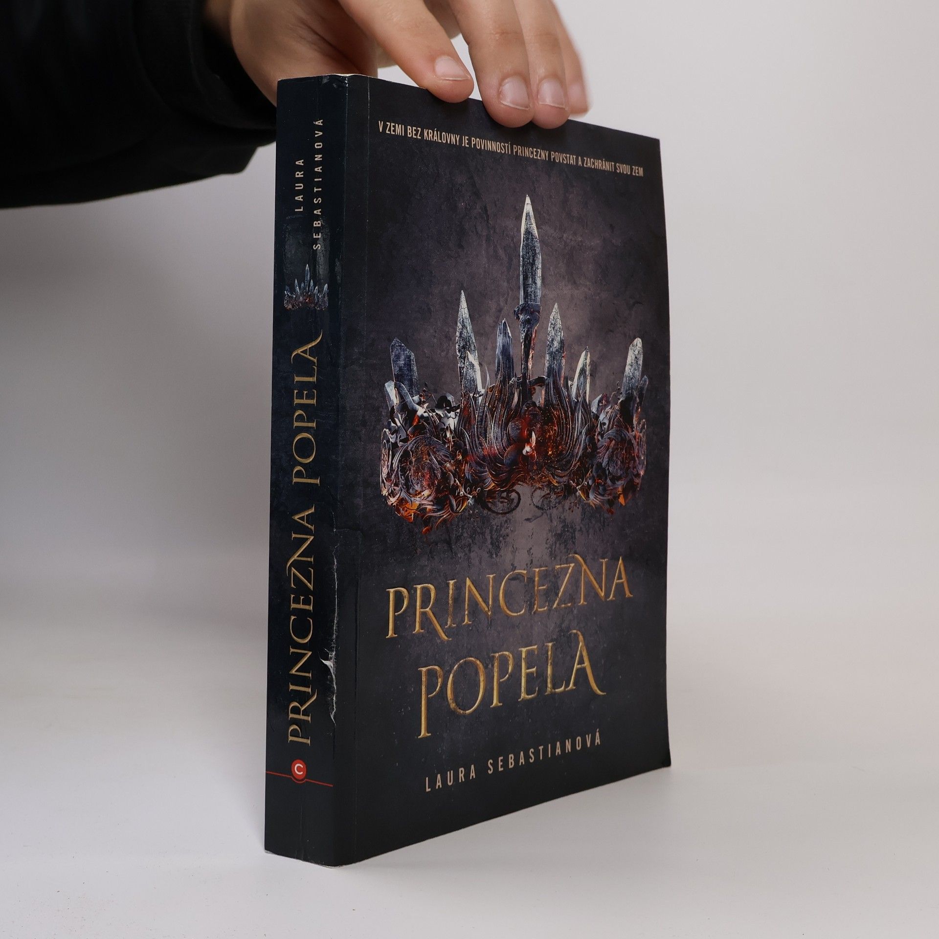 Laura Sebastian Princezna popela