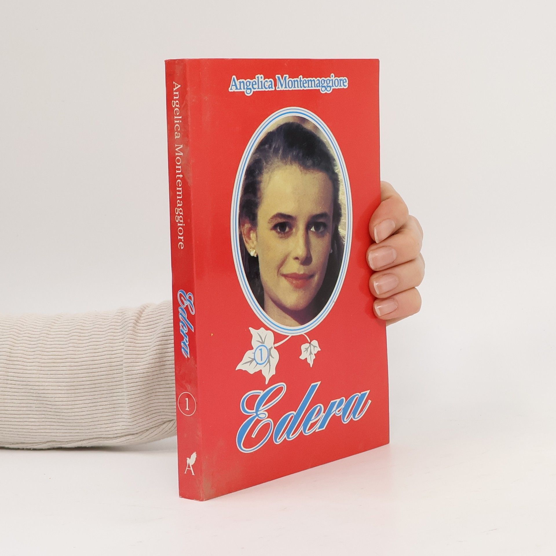 Angelica Montemaggiore Edera 1