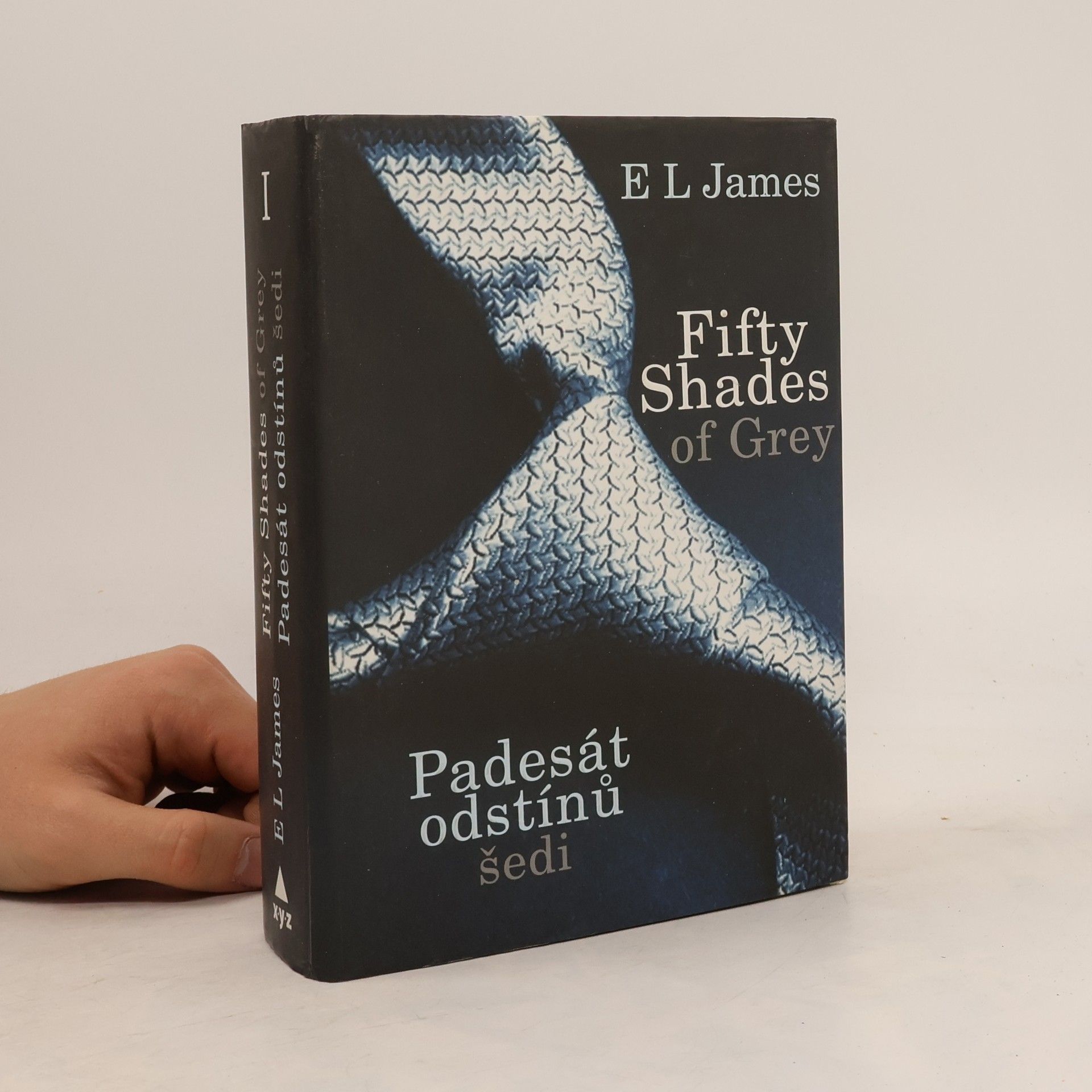 E L James Padesát odstínů šedi