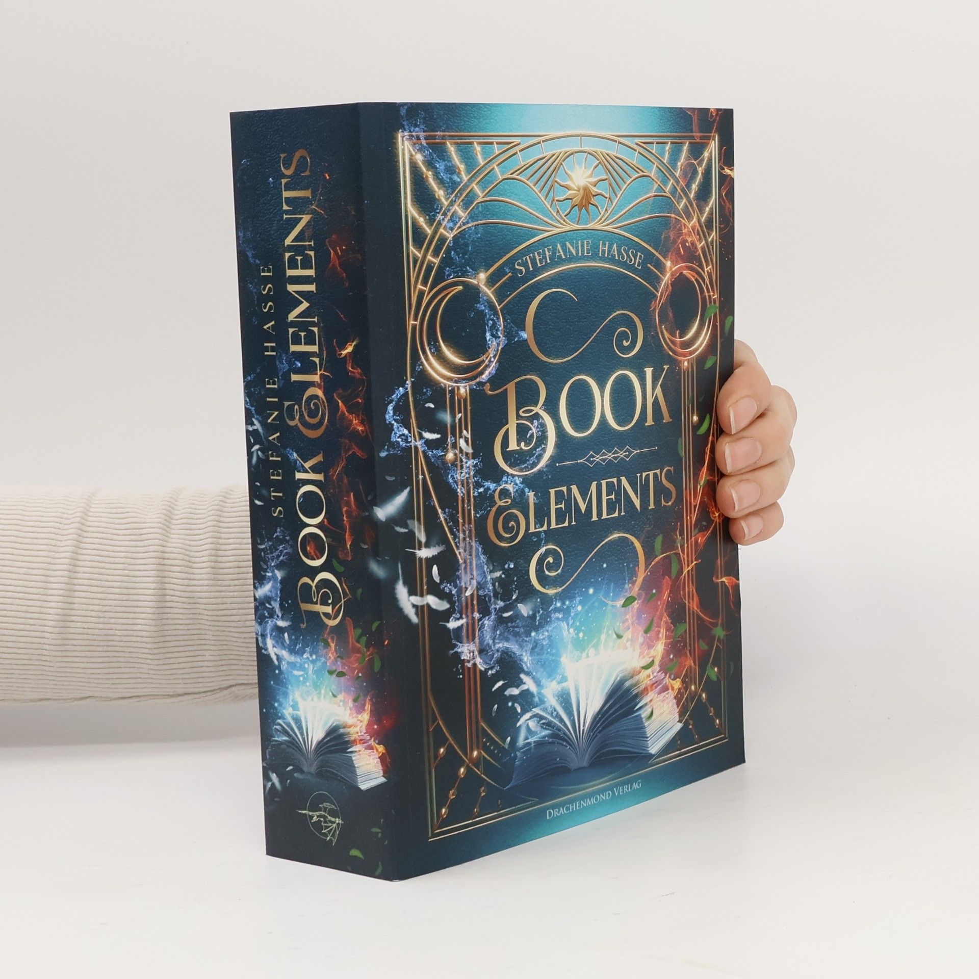 Stefanie Hasse Book Elements