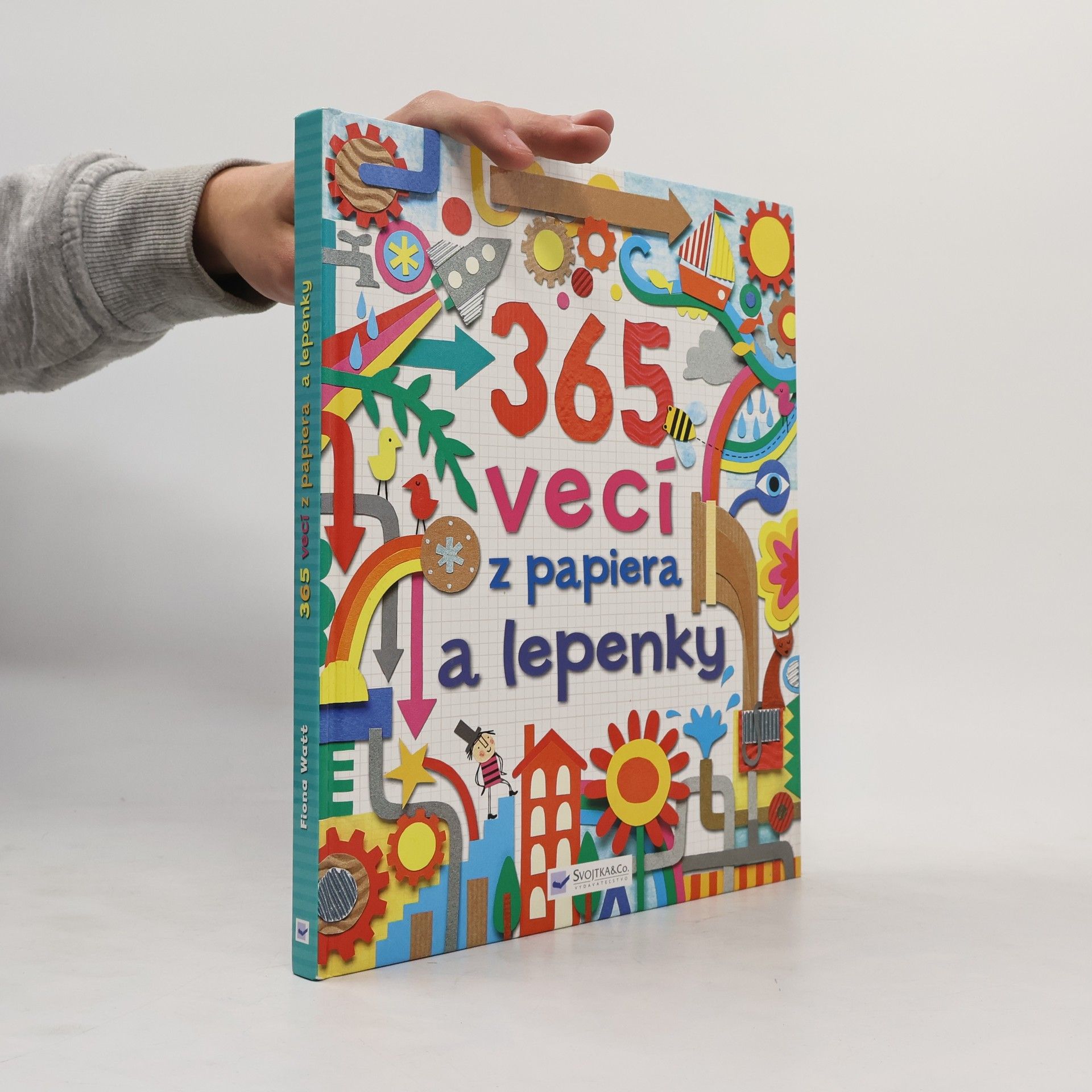 Fiona Watt 365 vecí z papiera a lepenky