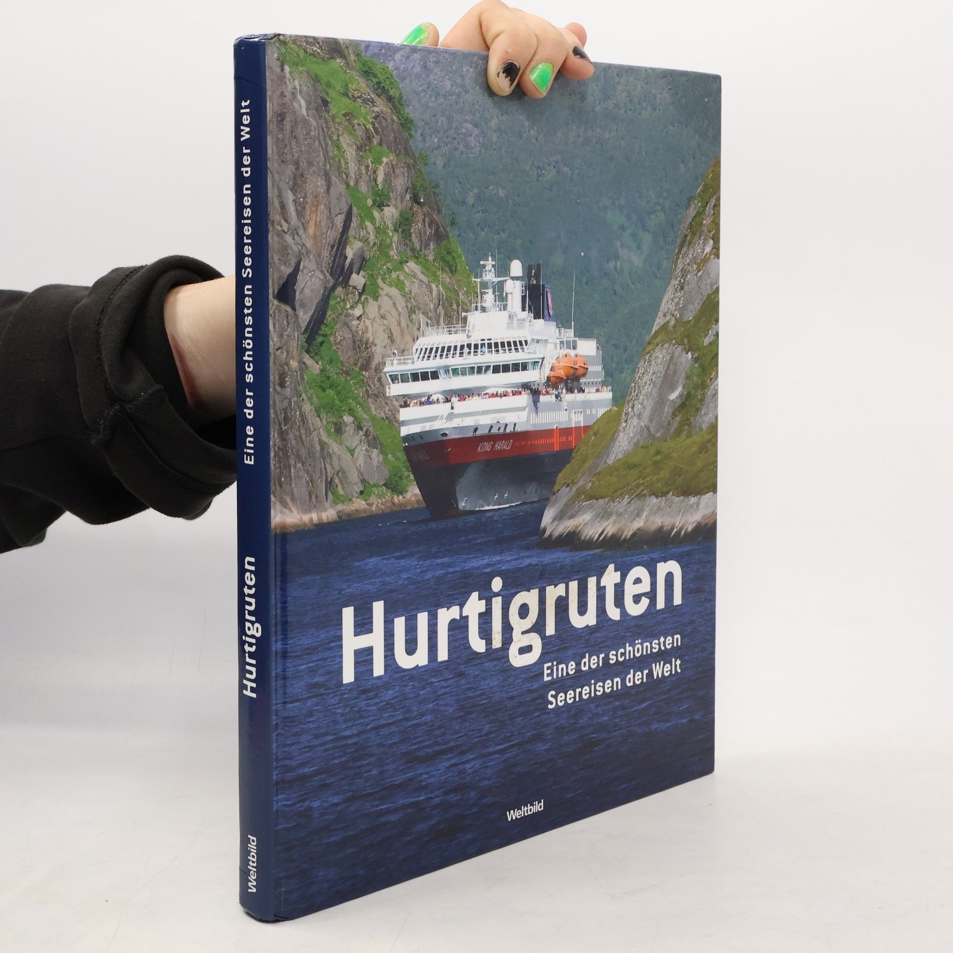 Various authors Hurtigruten