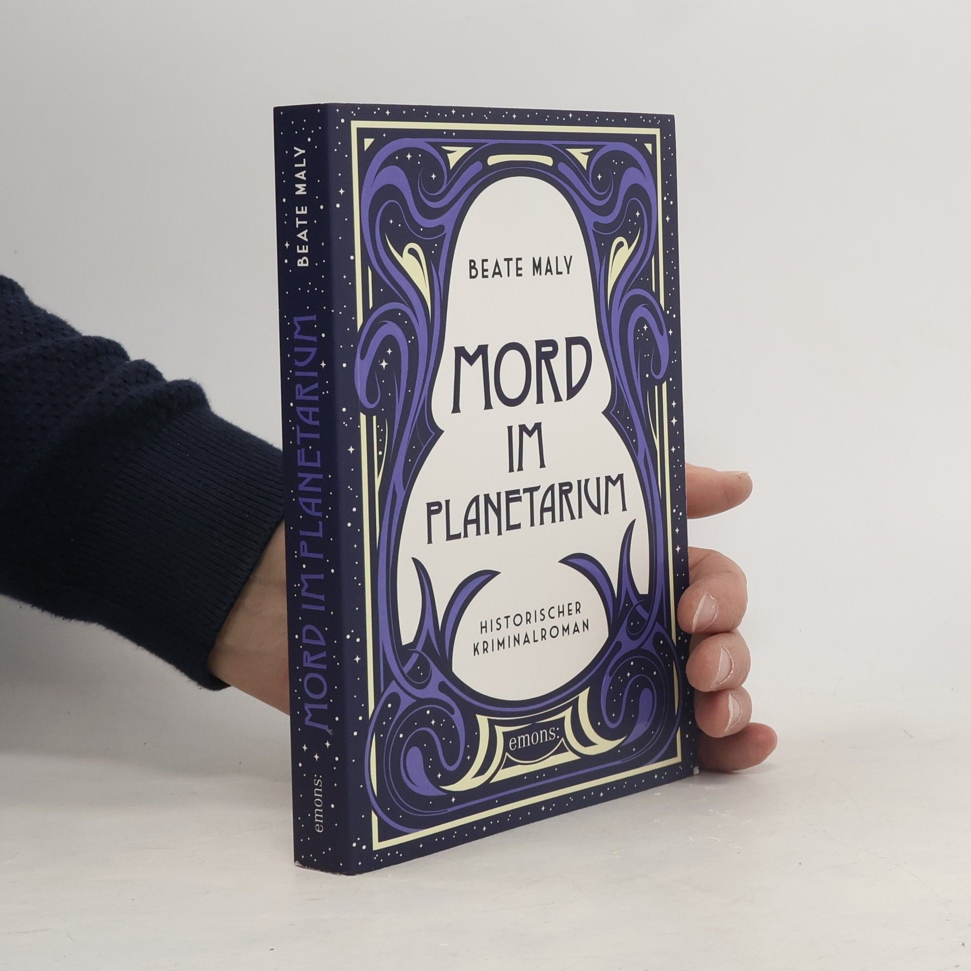 Beate Maly Mord im Planetarium