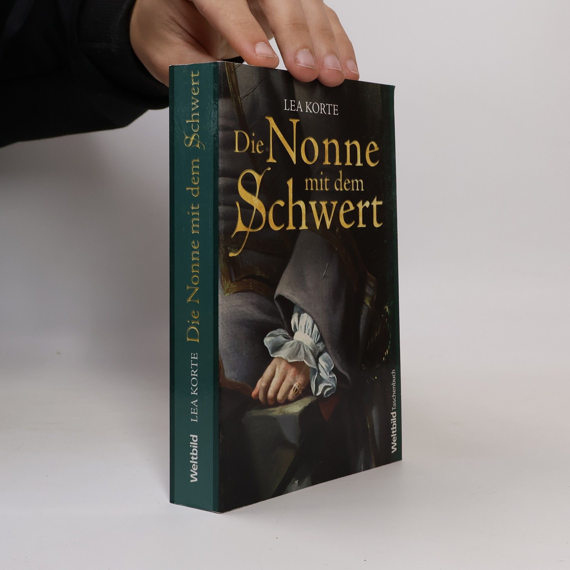 Lea Korte Die Nonne mit dem Schwert