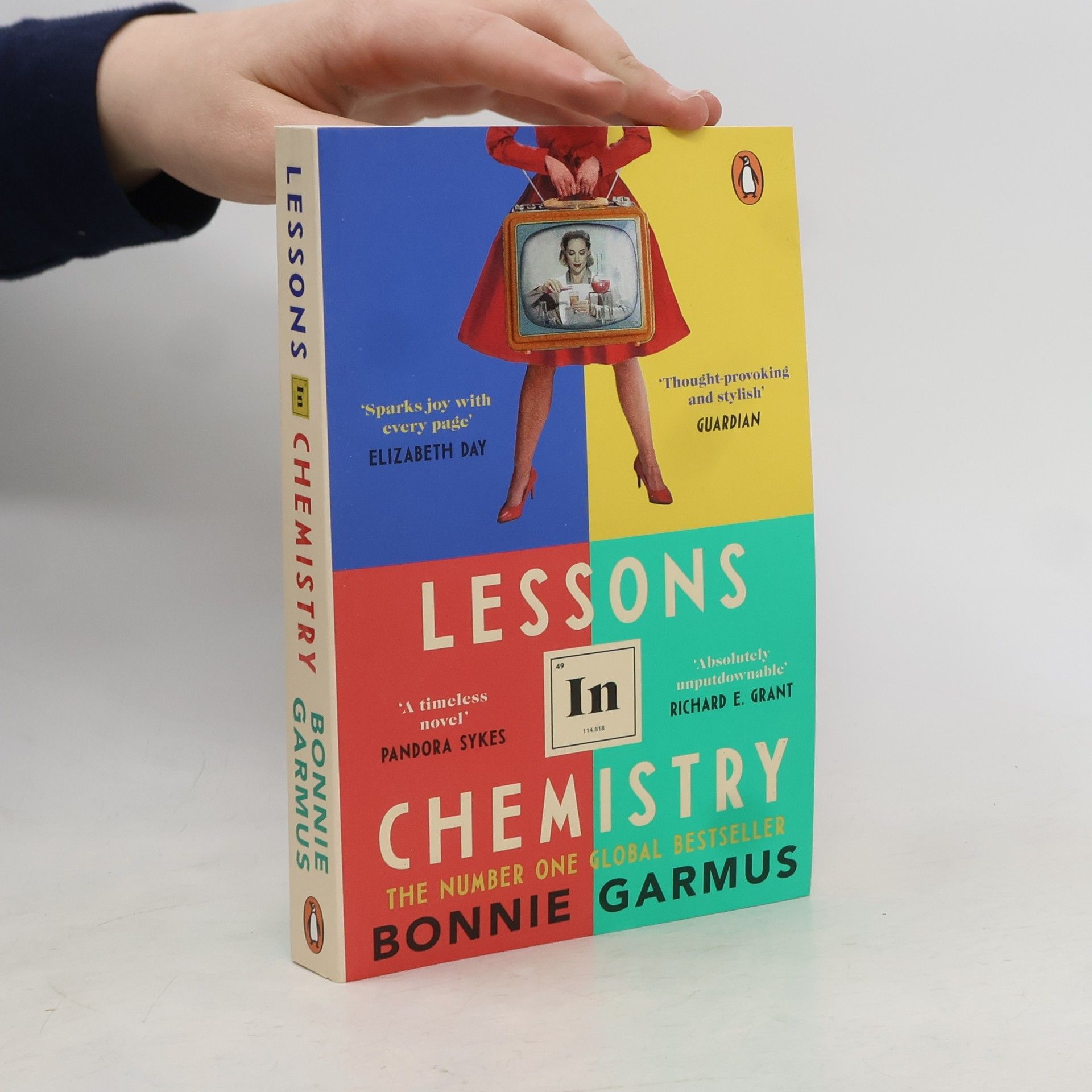 Bonnie Garmus Lessons In Chemistry