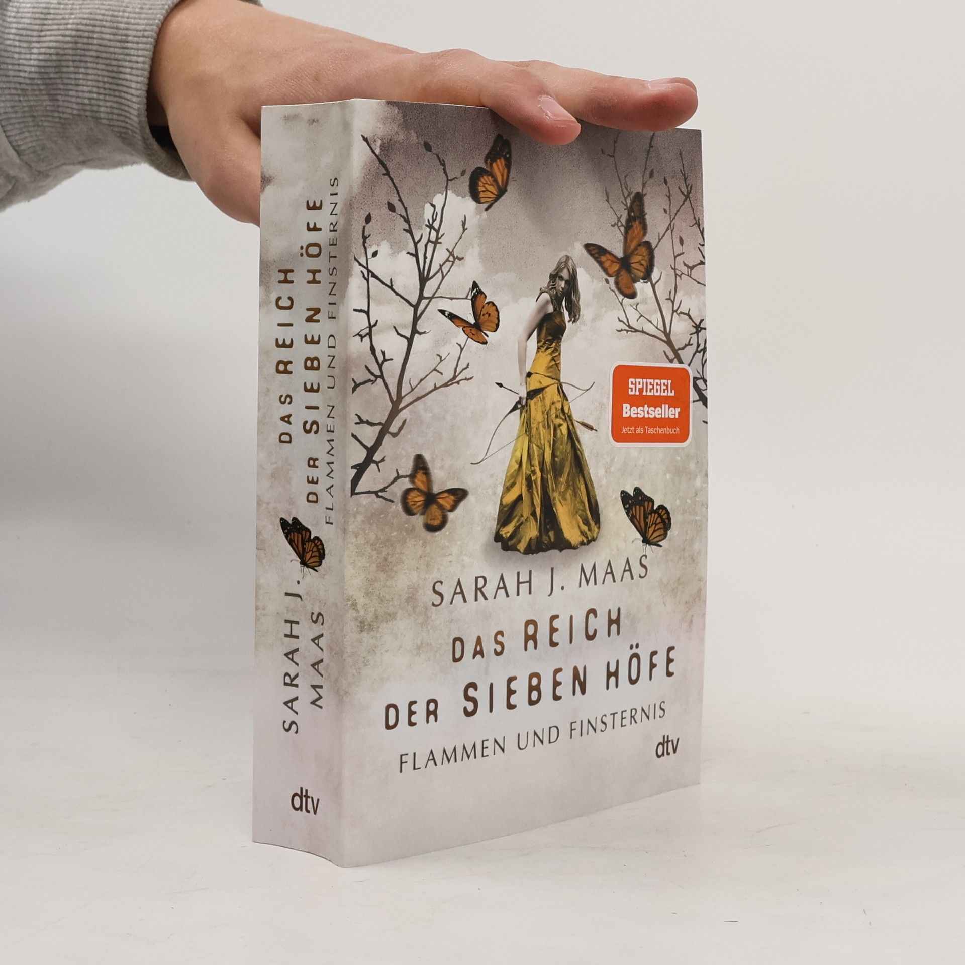 Sarah J. Maas Das Reich der Sieben Höfe. Flammen und Finsternis