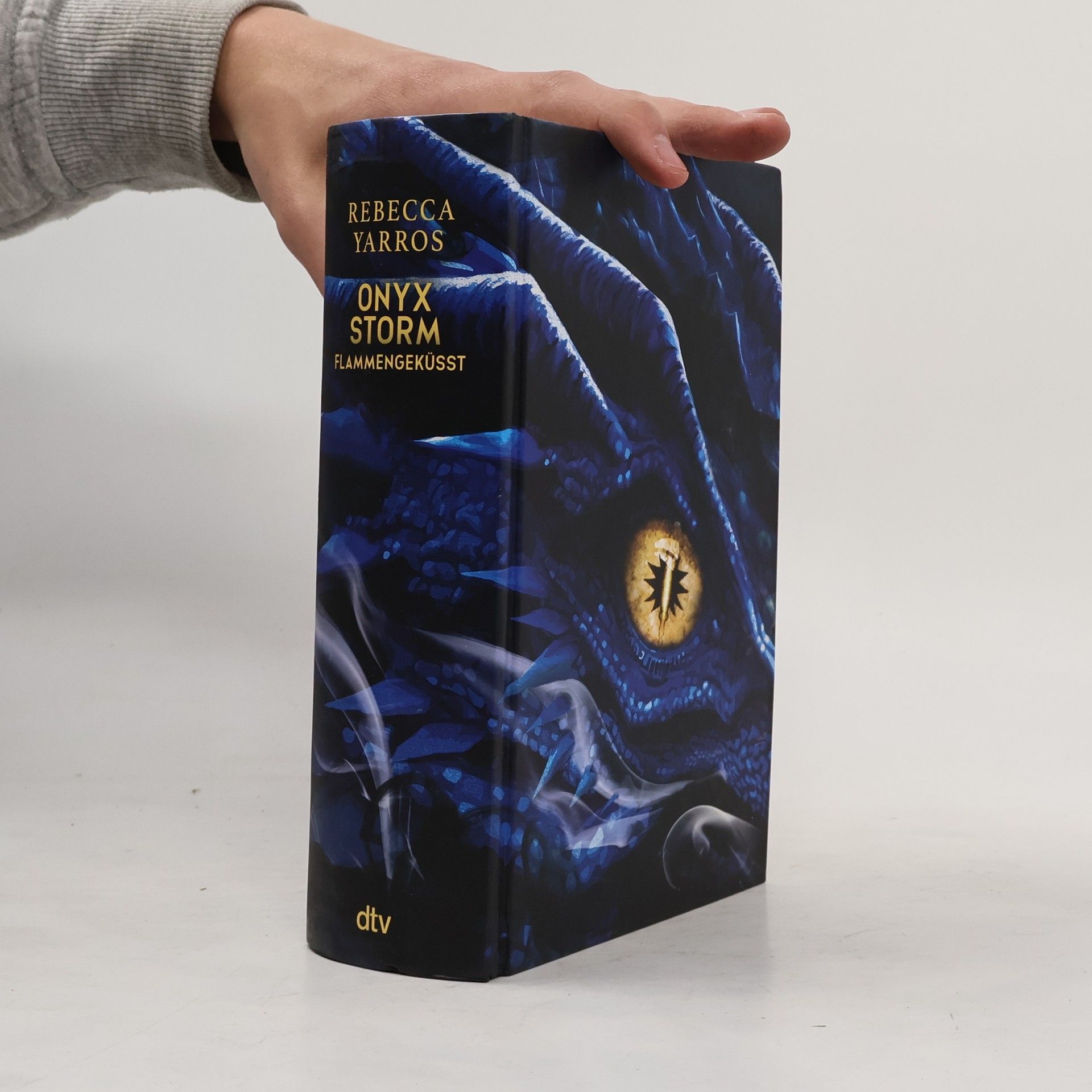 Rebecca Yarros Onyx Storm